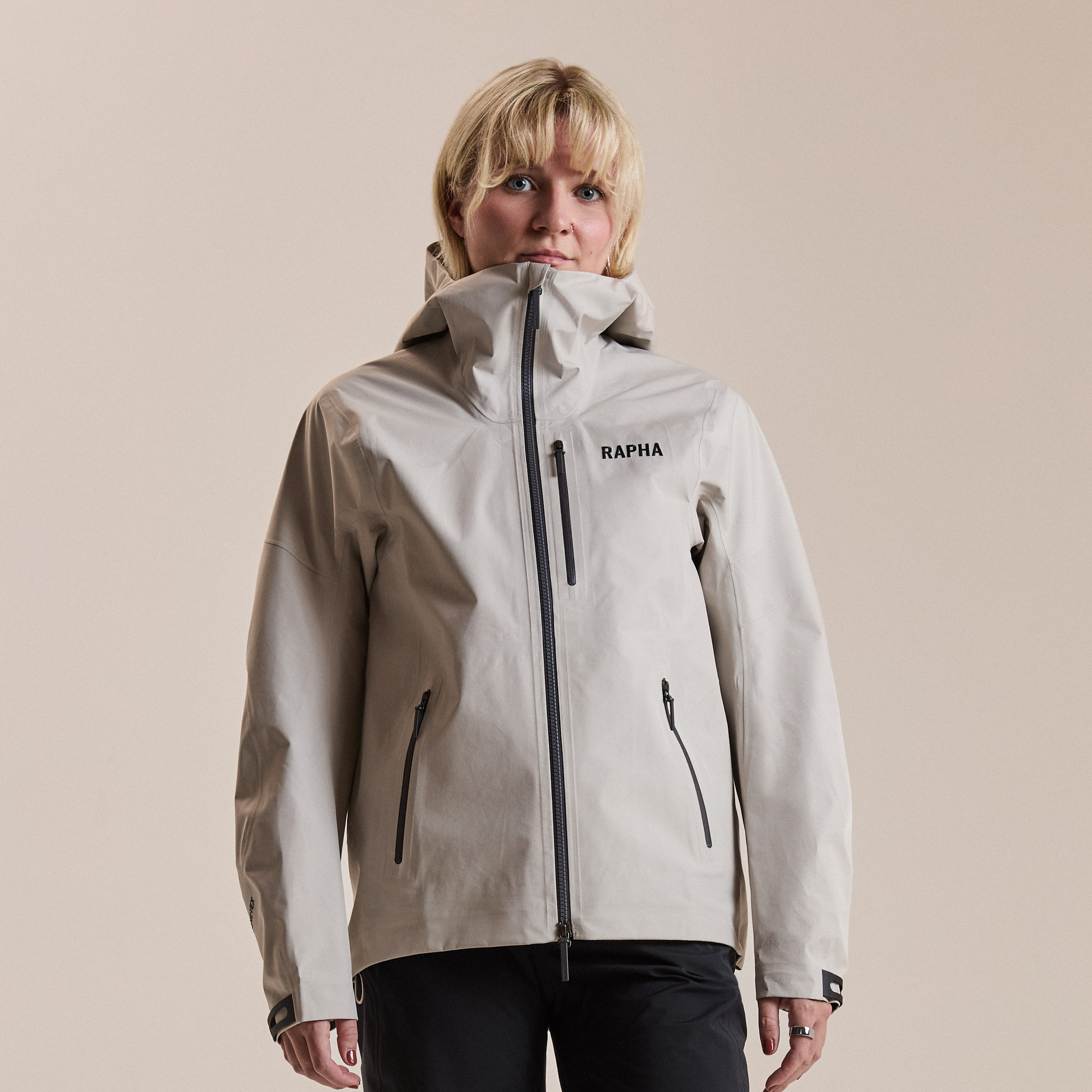 ウィメンズ トレイル GORE-TEX ジャケット | Rapha