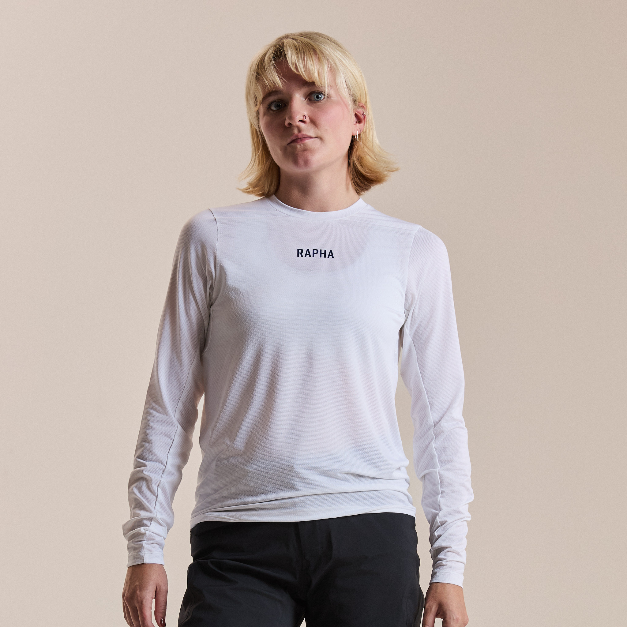 Rapha - Women's Long Sleeve MTB Technical T-Shirt - White - X-Small | Bundle & save up to 20%, FREE delivery over £125 & member benefits..