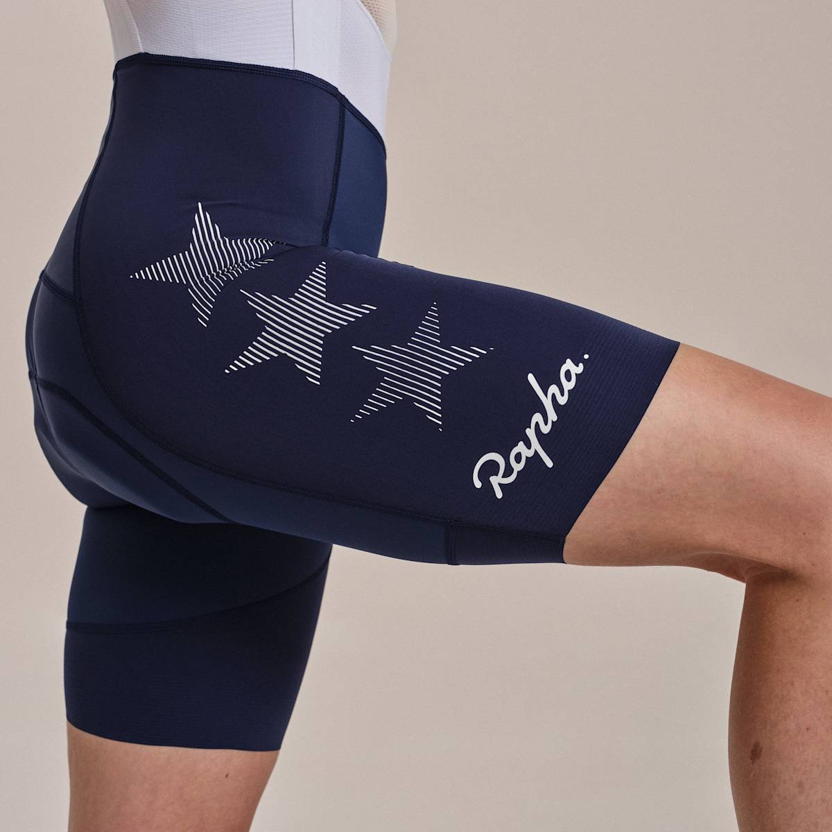 USA ウィメンズ プロチーム ビブショーツ III - レギュラー | Rapha