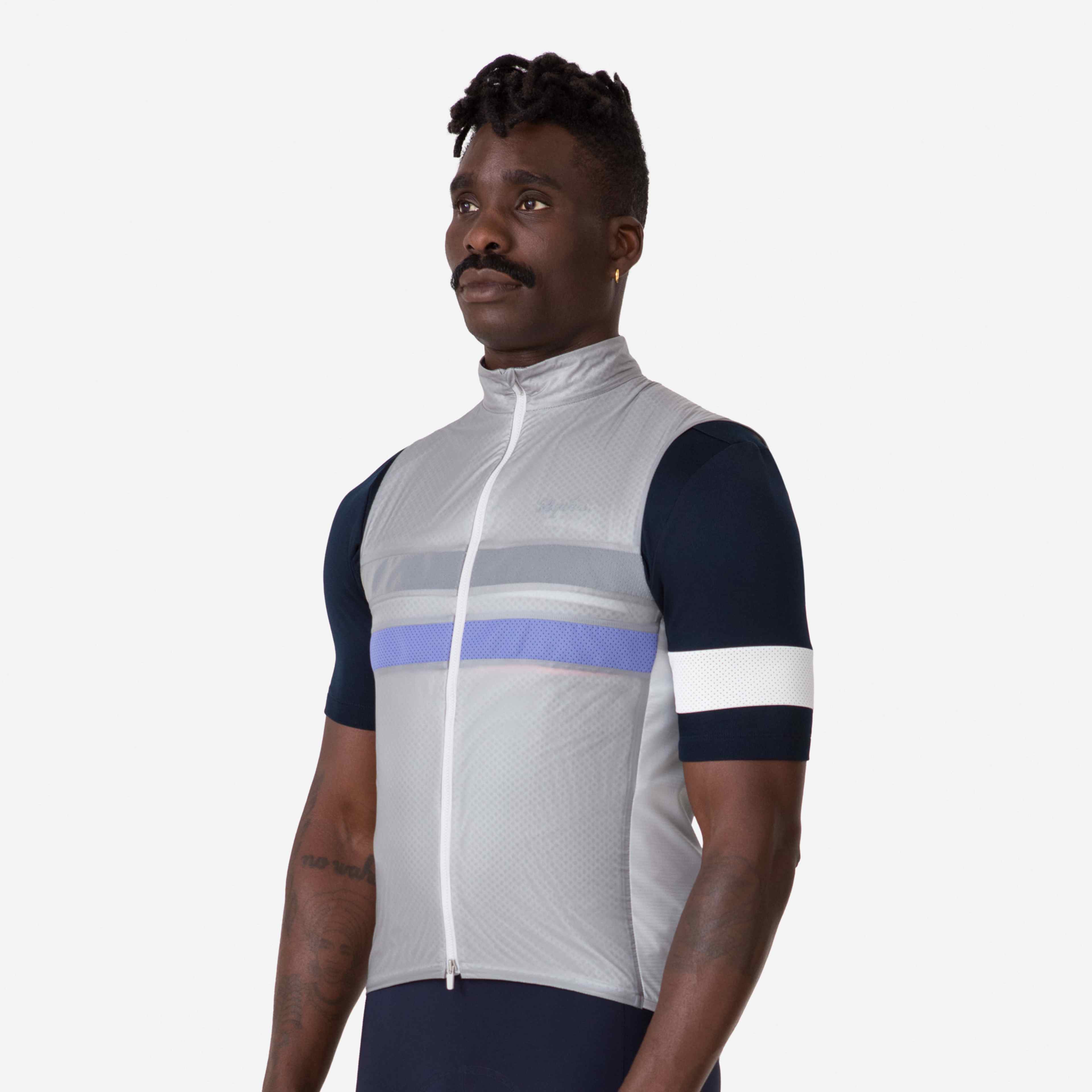 Rapha ブルベジレ Mサイズ バックポケット付き メンズ サイクリング ジャケット & ジレ | Rapha