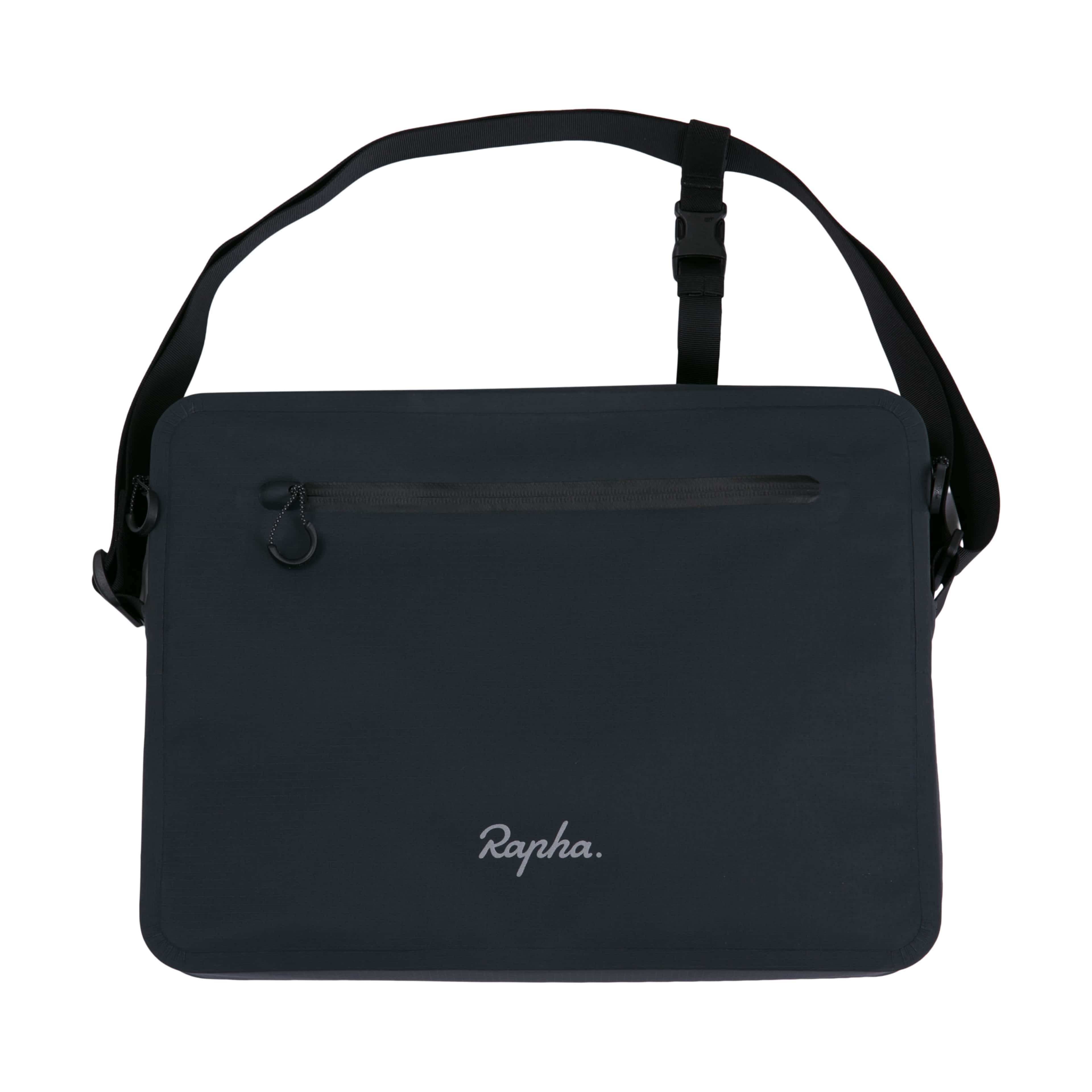RAPHA ブラック メッセンジャーバッグ（防水） BKO04XX_VUB_Welded-