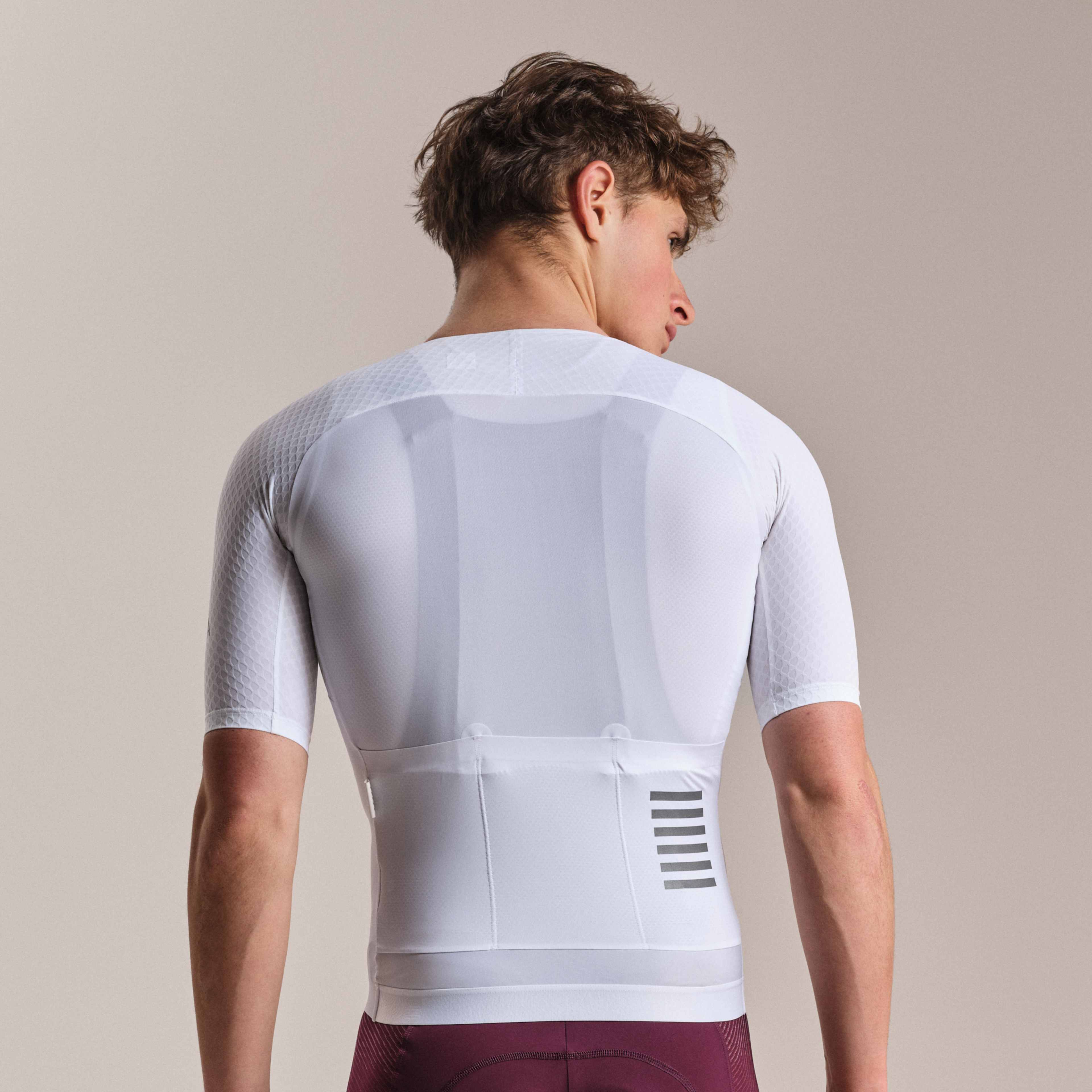 Rapha Men’s Pro Team Aero Jersey XL Men's Pro Team Aero Jersey IV | Rapha