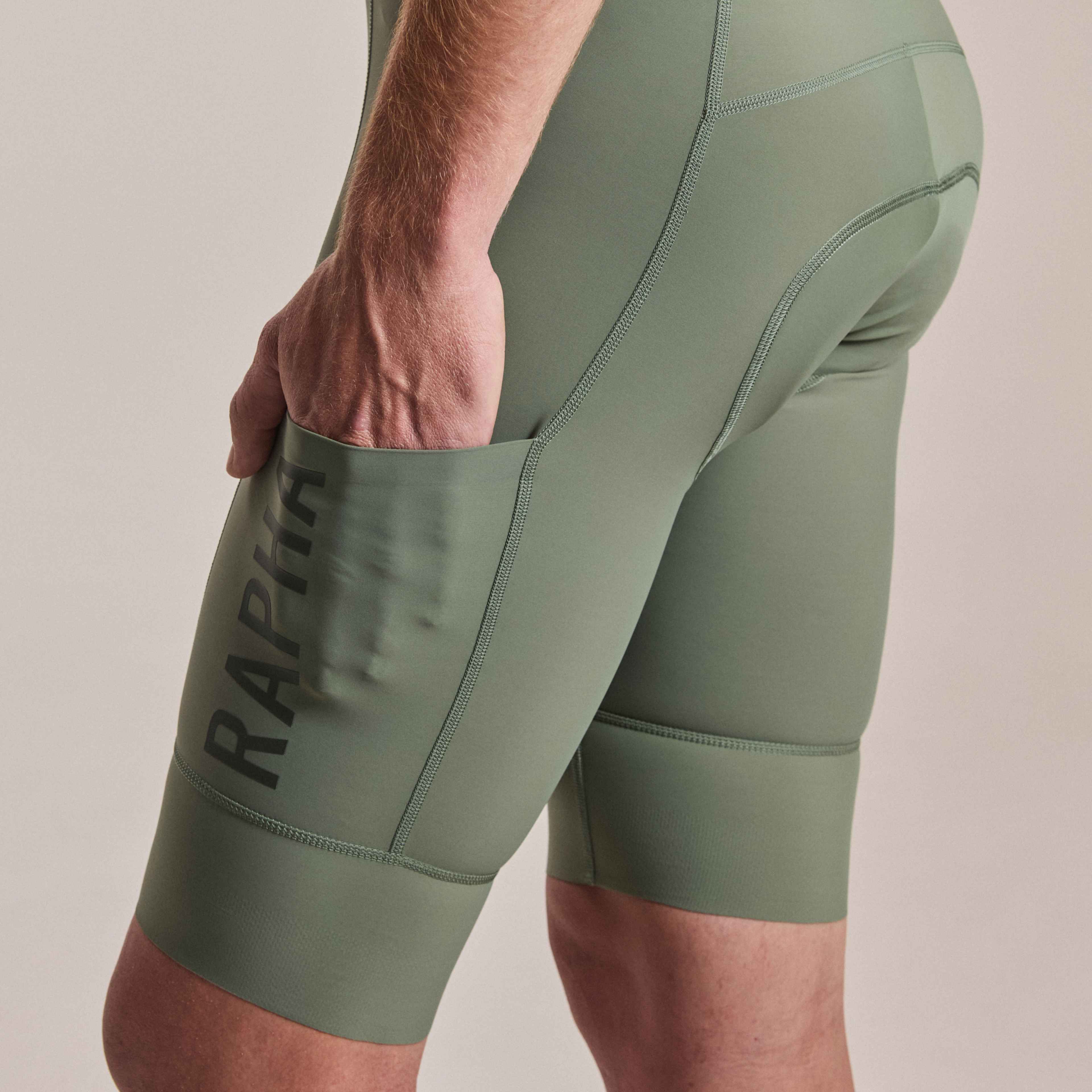 メンズ プロチーム カーゴ ビブショーツ - ロング | Rapha