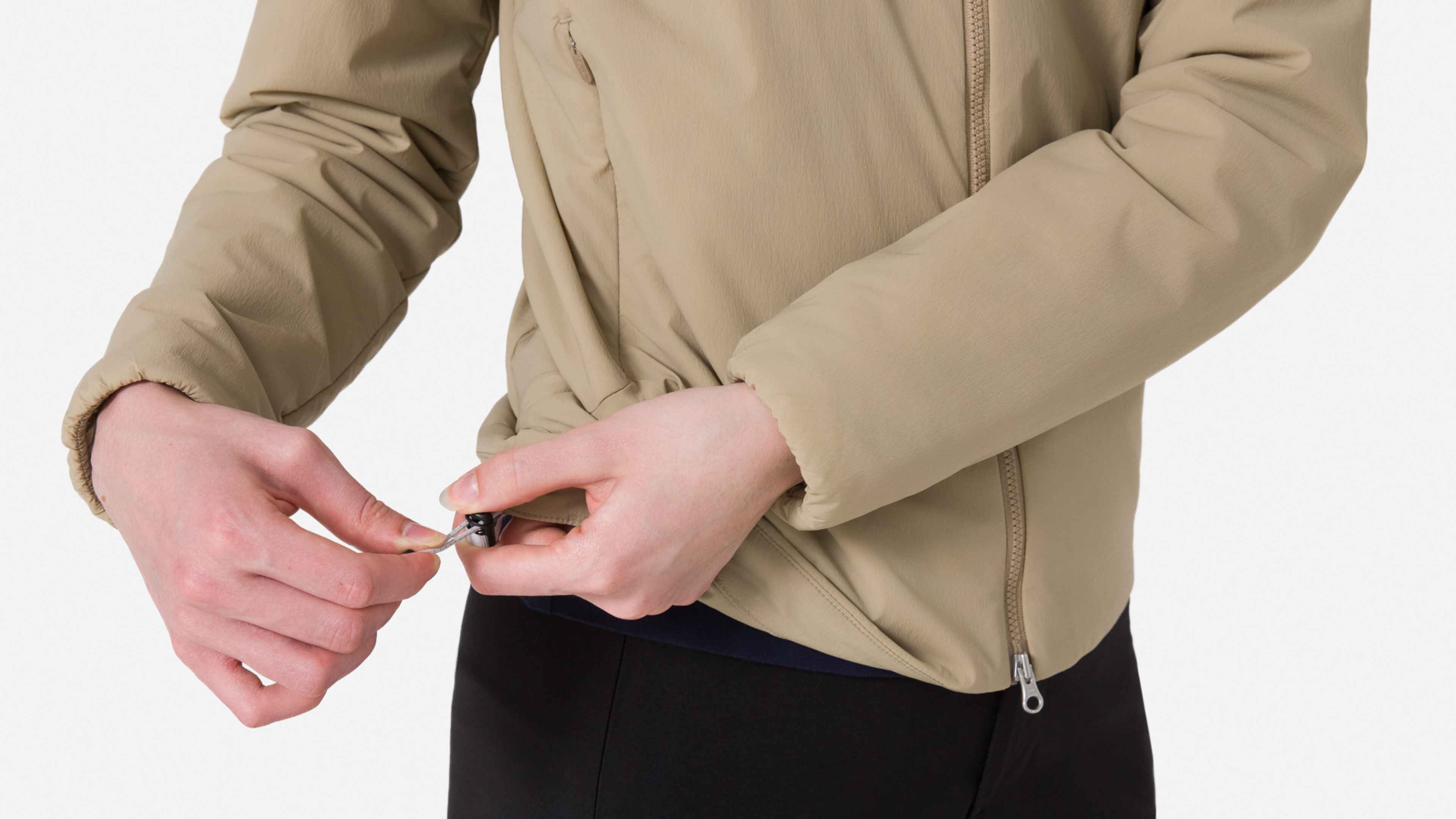 送料無料 RAPHA WOMAN'S INSULATED JACKET サイズM Women's Insulated Jacket | Rapha