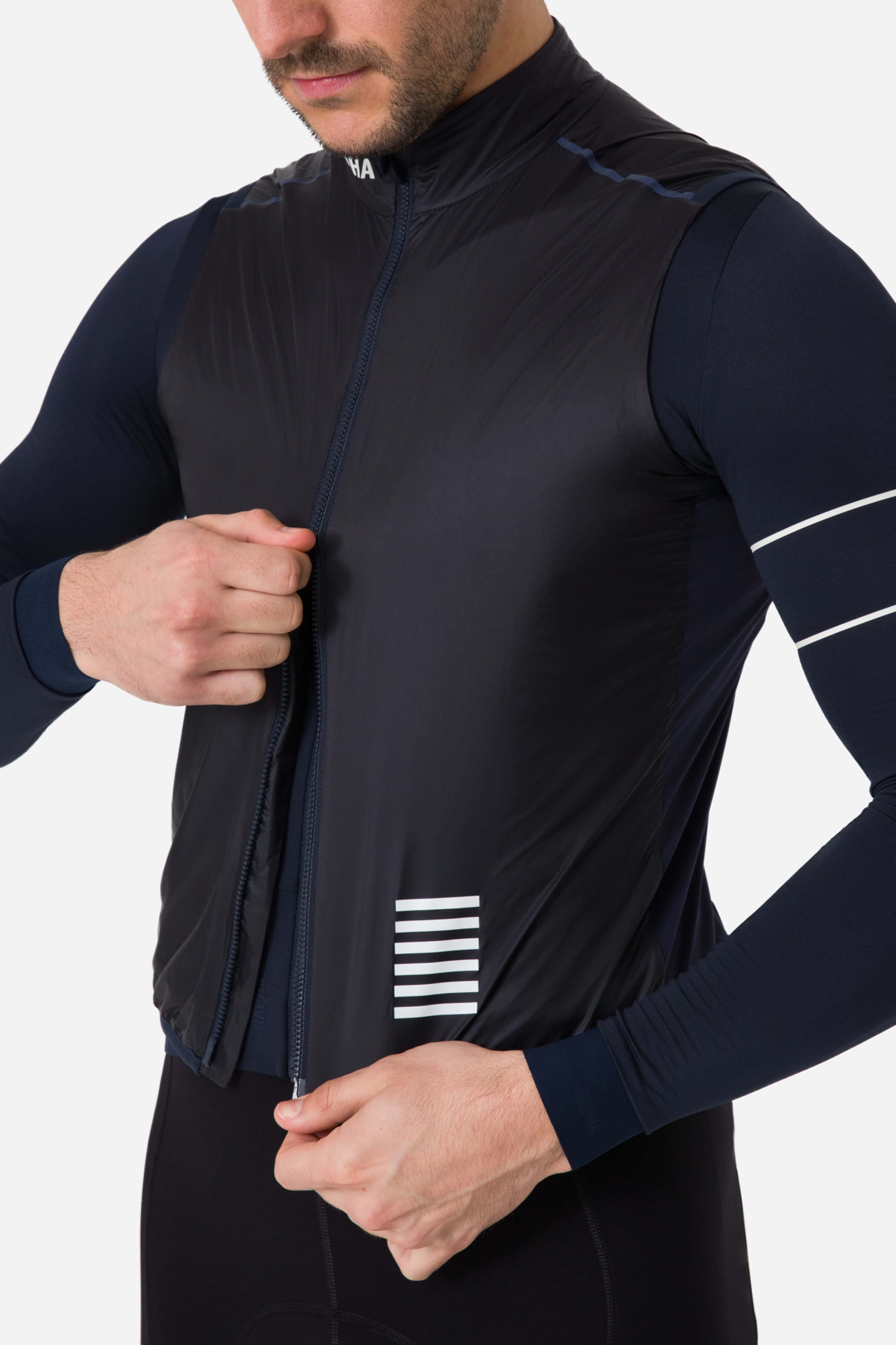 メンズ プロチーム インサレーティッド ジレ | Rapha