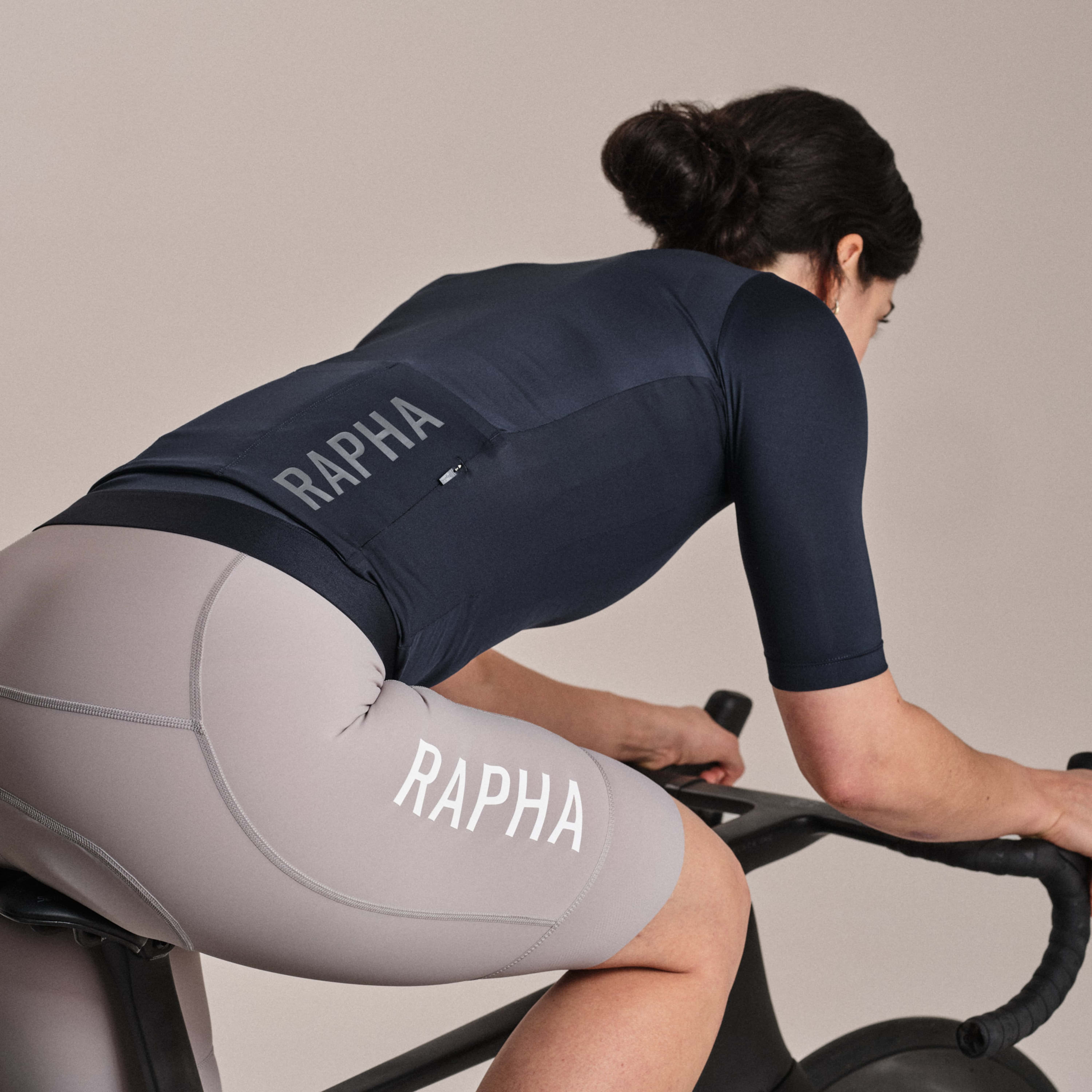 ウィメンズ プロチーム トレーニング ジャージ III | Rapha