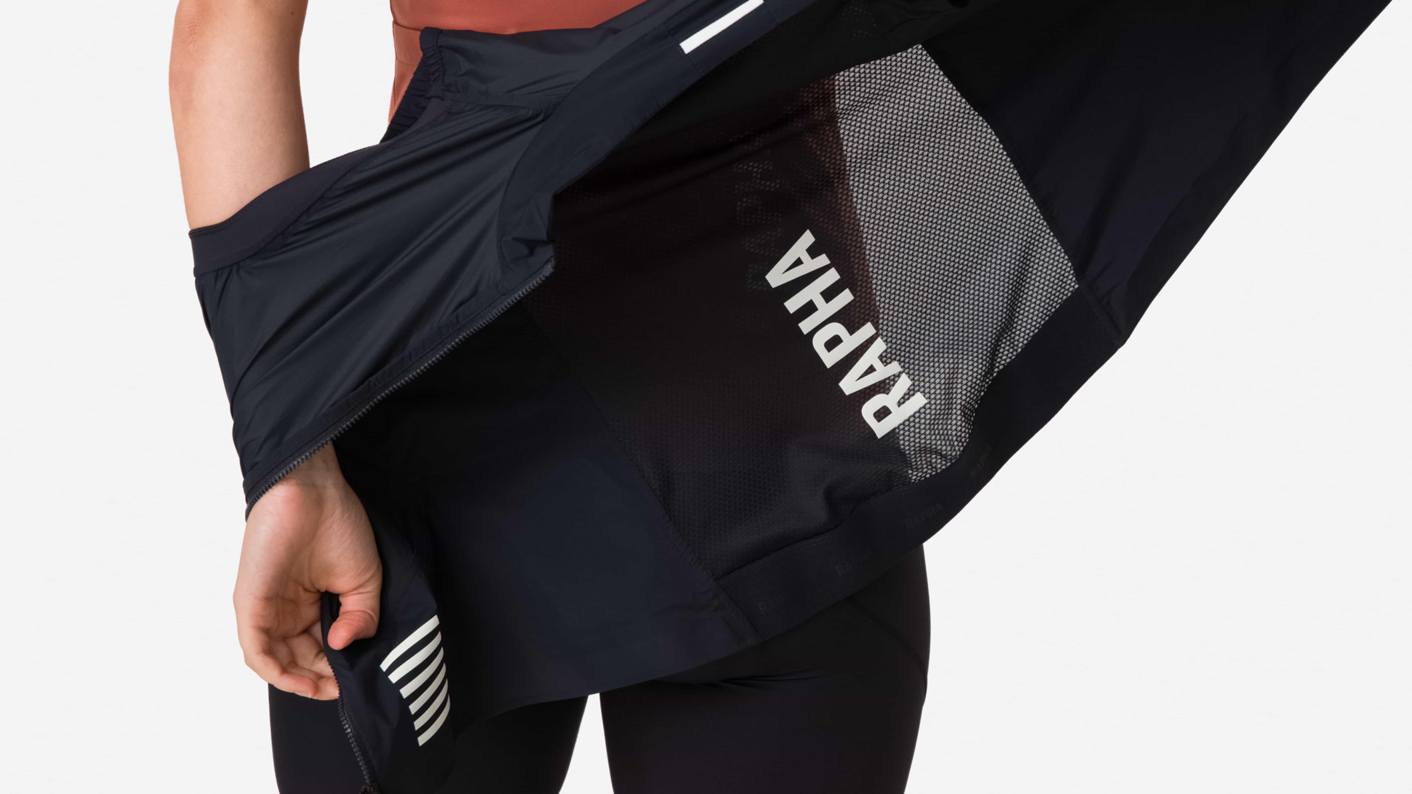 ウィメンズ プロチーム ライトウェイト ジレ | Rapha