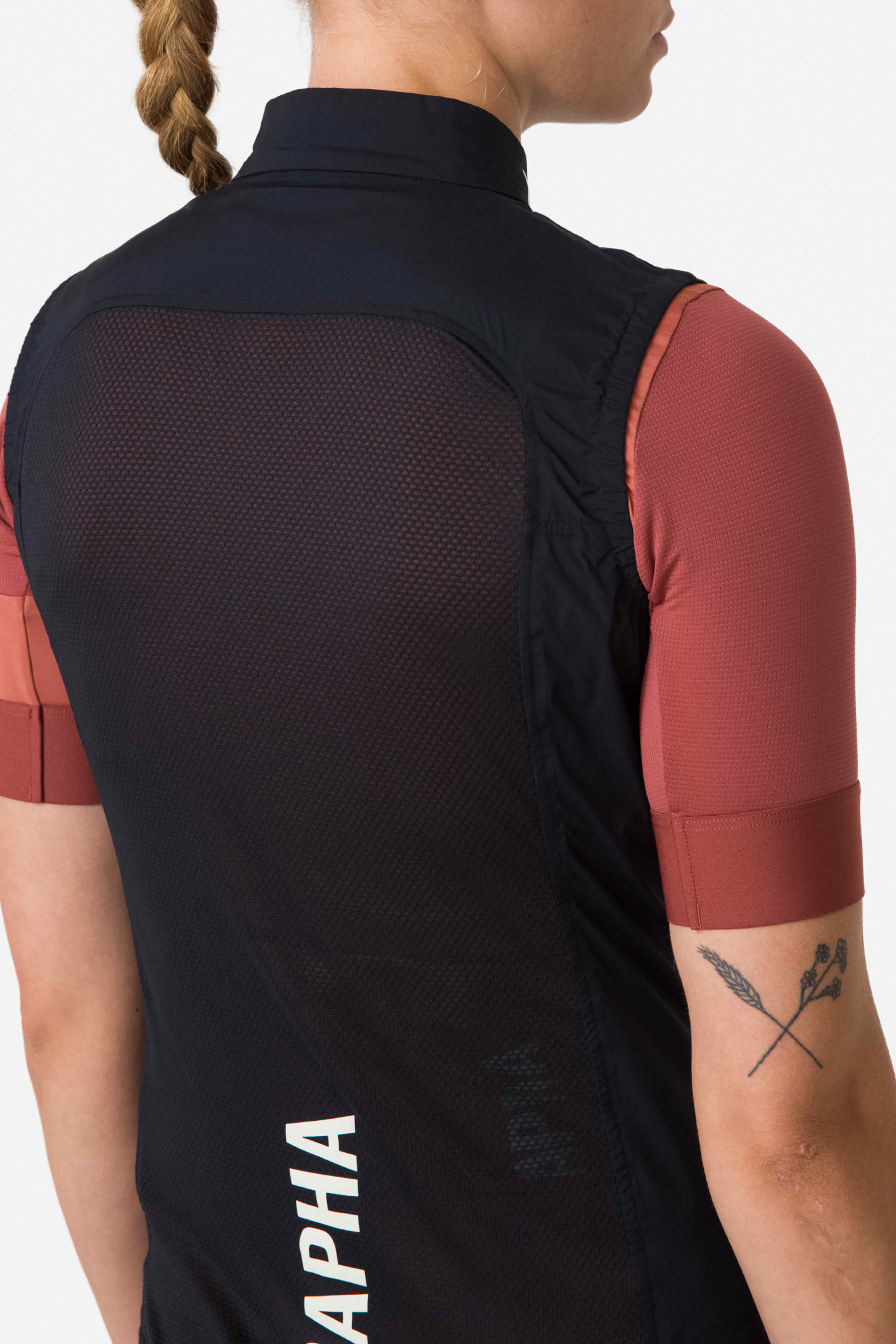 Rapha PRO TEAM LIGHTWEIGHT GILET Sサイズ rapha lightweight gilet Sサイズ Rapha PRO TEAM LIGHTWEIGHT GILET S