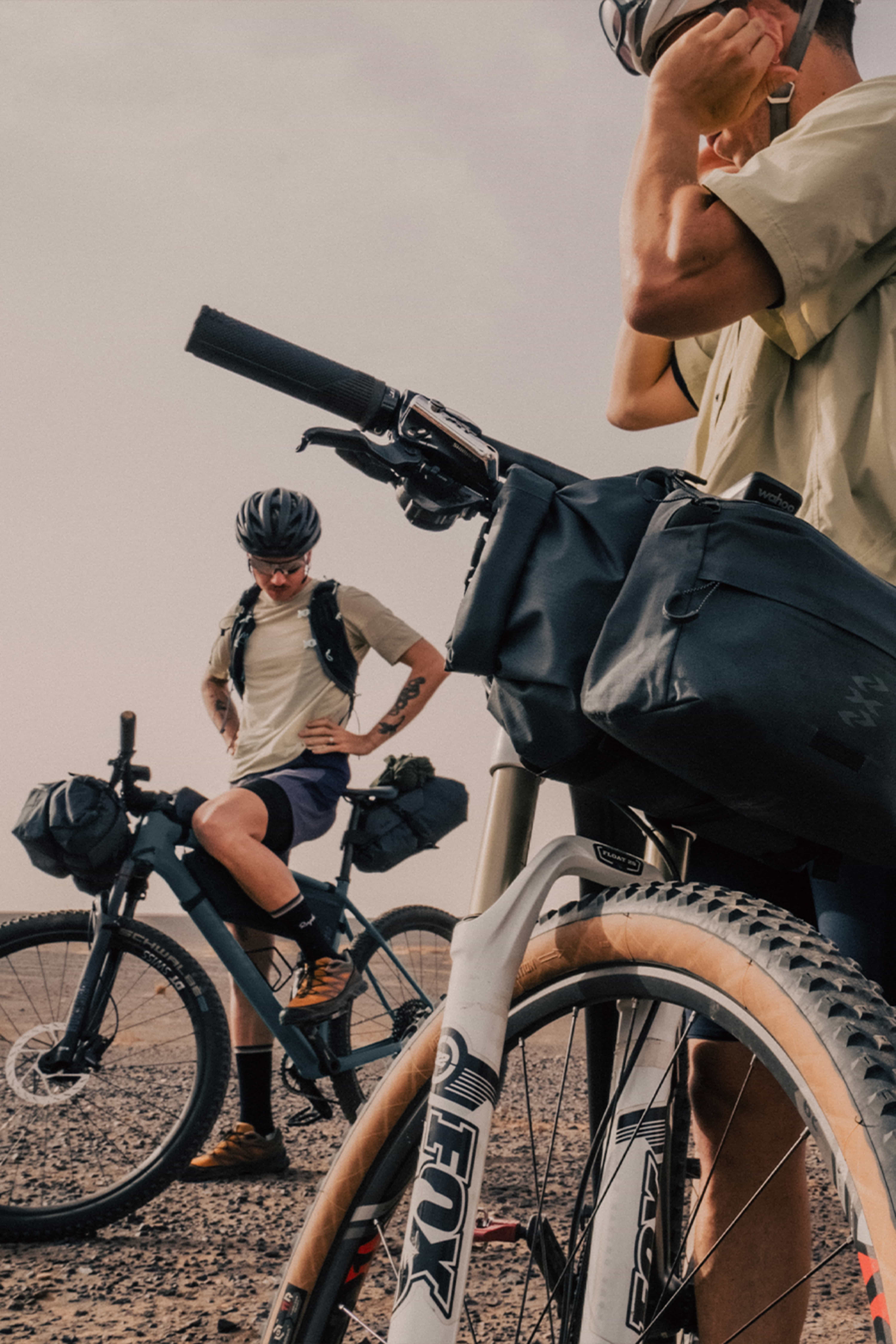 Explore Handlebar Pack | Rapha