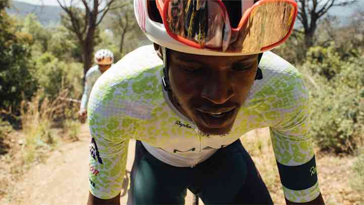 BQC01XX_AMANI-mens-pro-team-