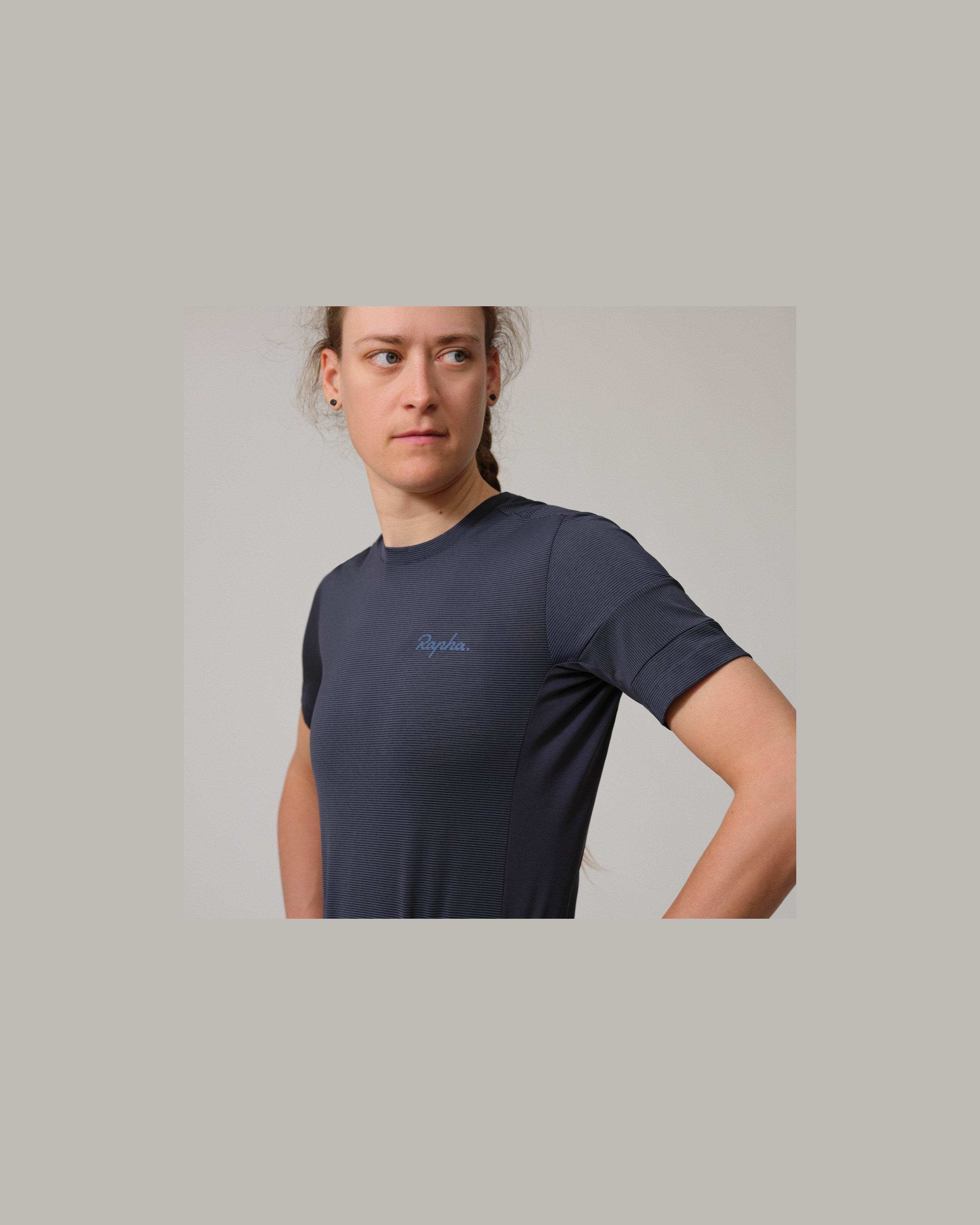 ウィメンズ エクスプロア テクニカル Tシャツ | Rapha