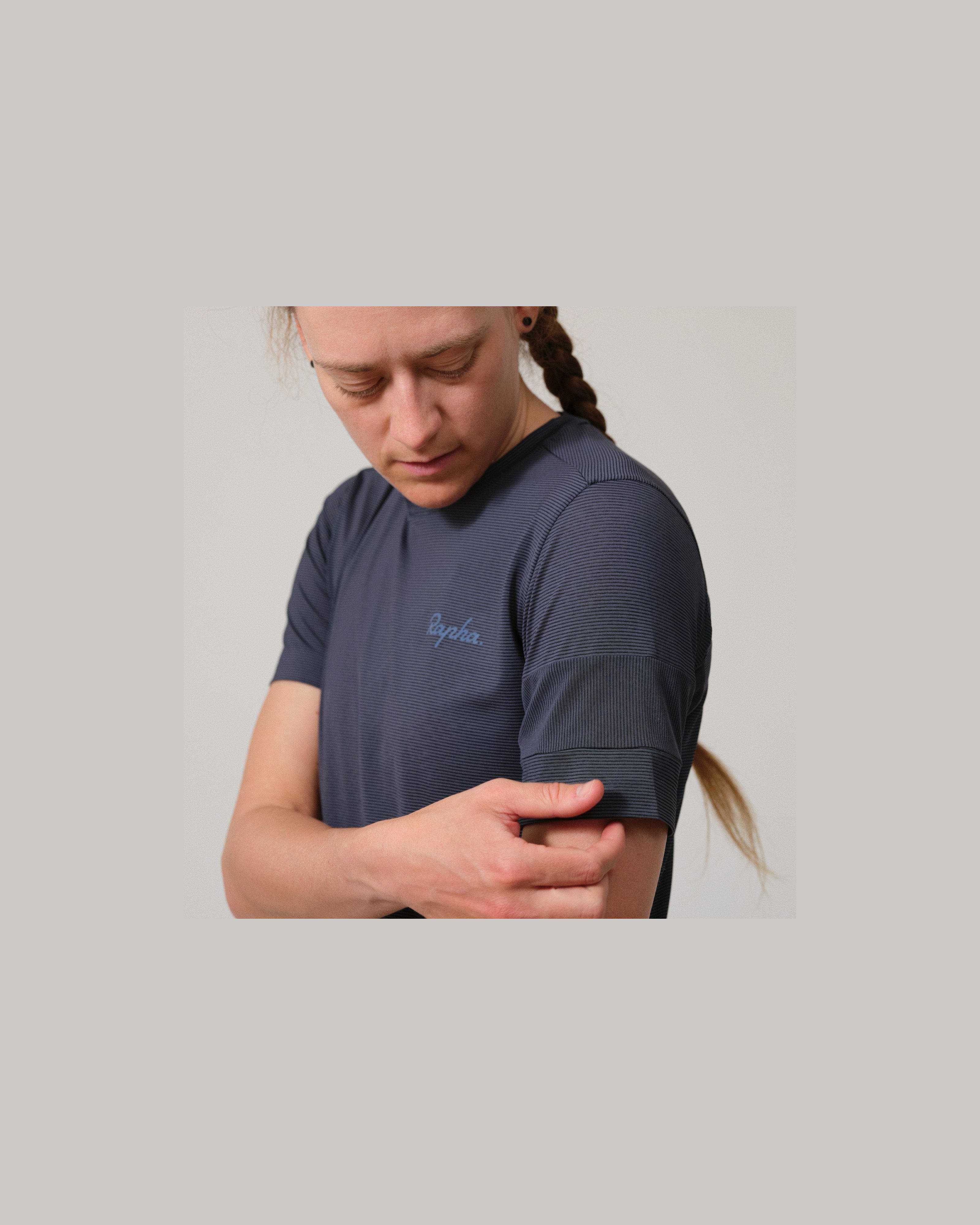 ⭐︎値下げ⭐︎ウィメンズ　エクスプロア　テクニカルTシャツ ウィメンズ エクスプロア テクニカル Tシャツ | Rapha