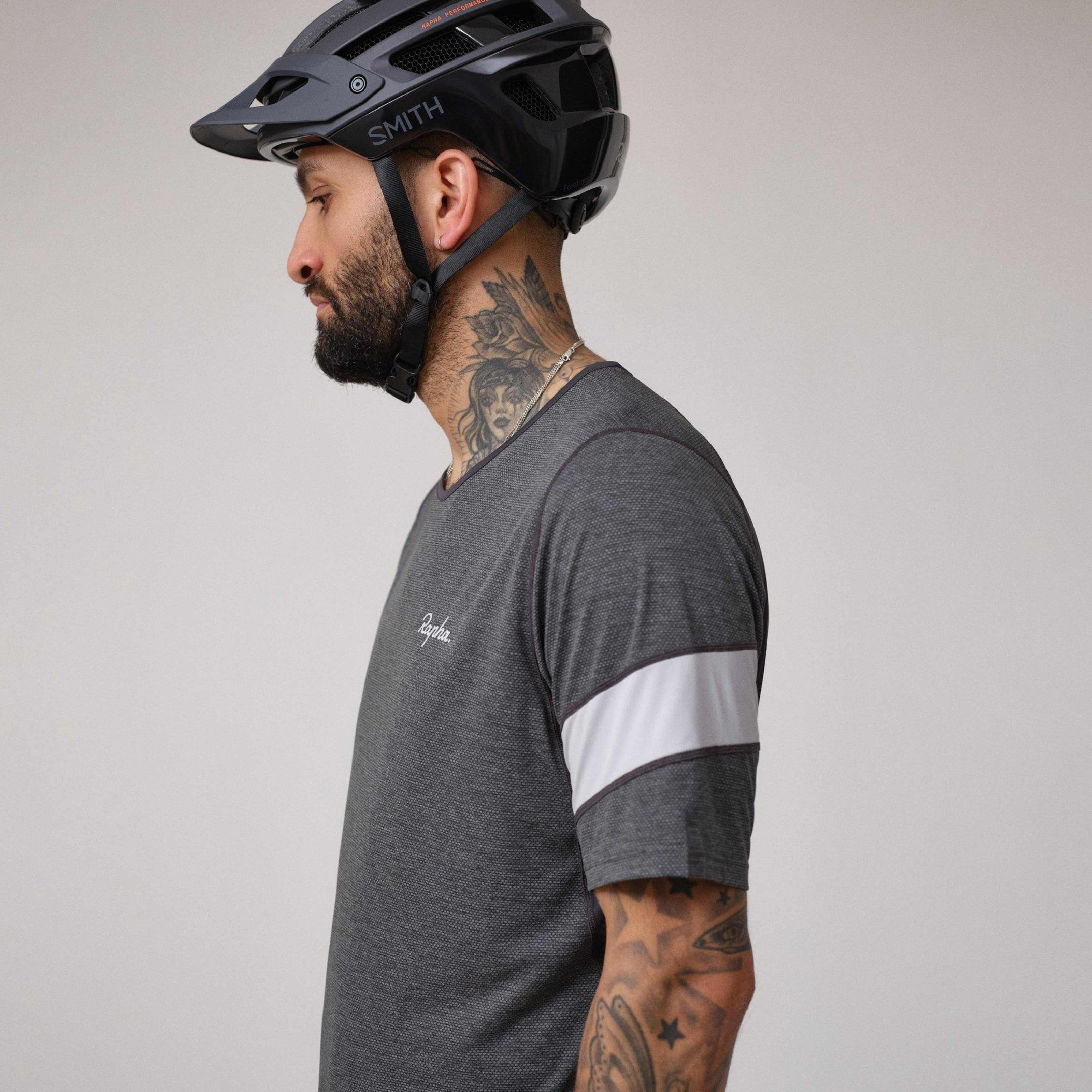 メンズ トレイル ライトウェイト Tシャツ | Rapha