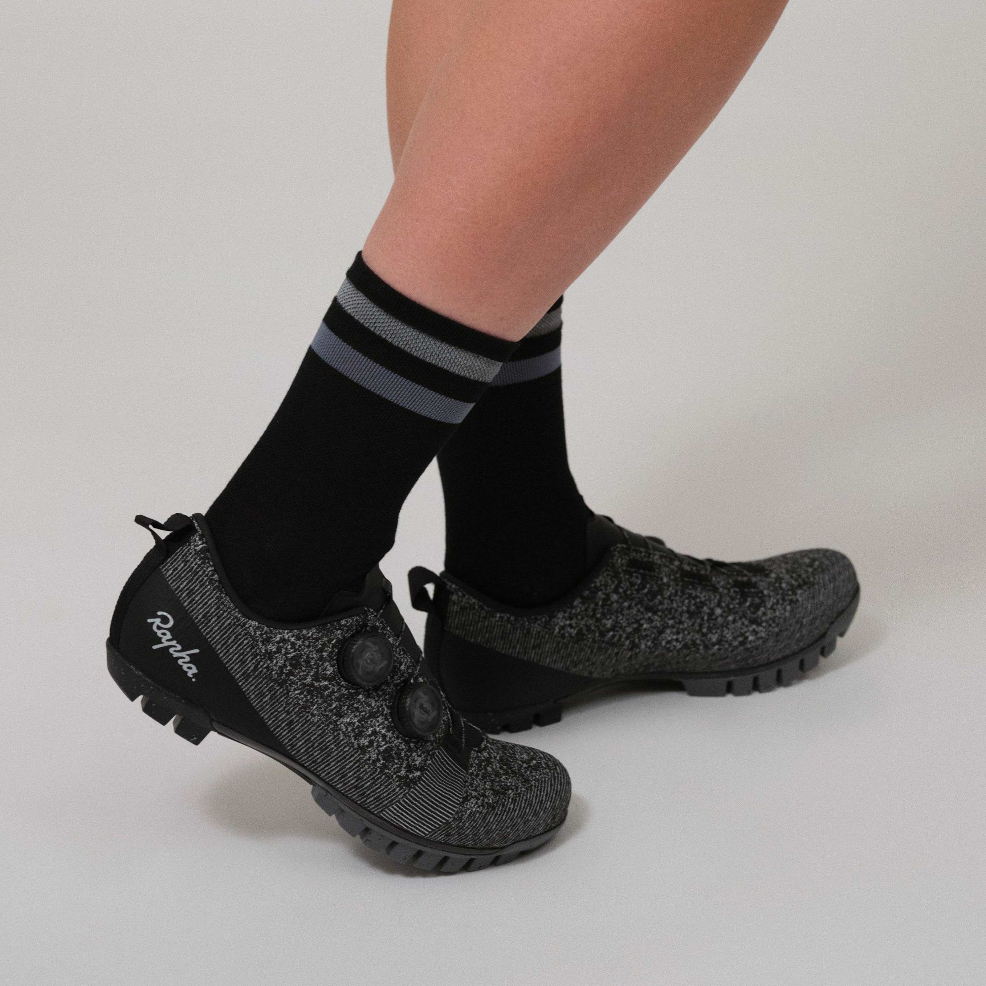 Rapha エクスプロア パワーウィーブ シューズ ERS01XX_BLK_Product_H121_11