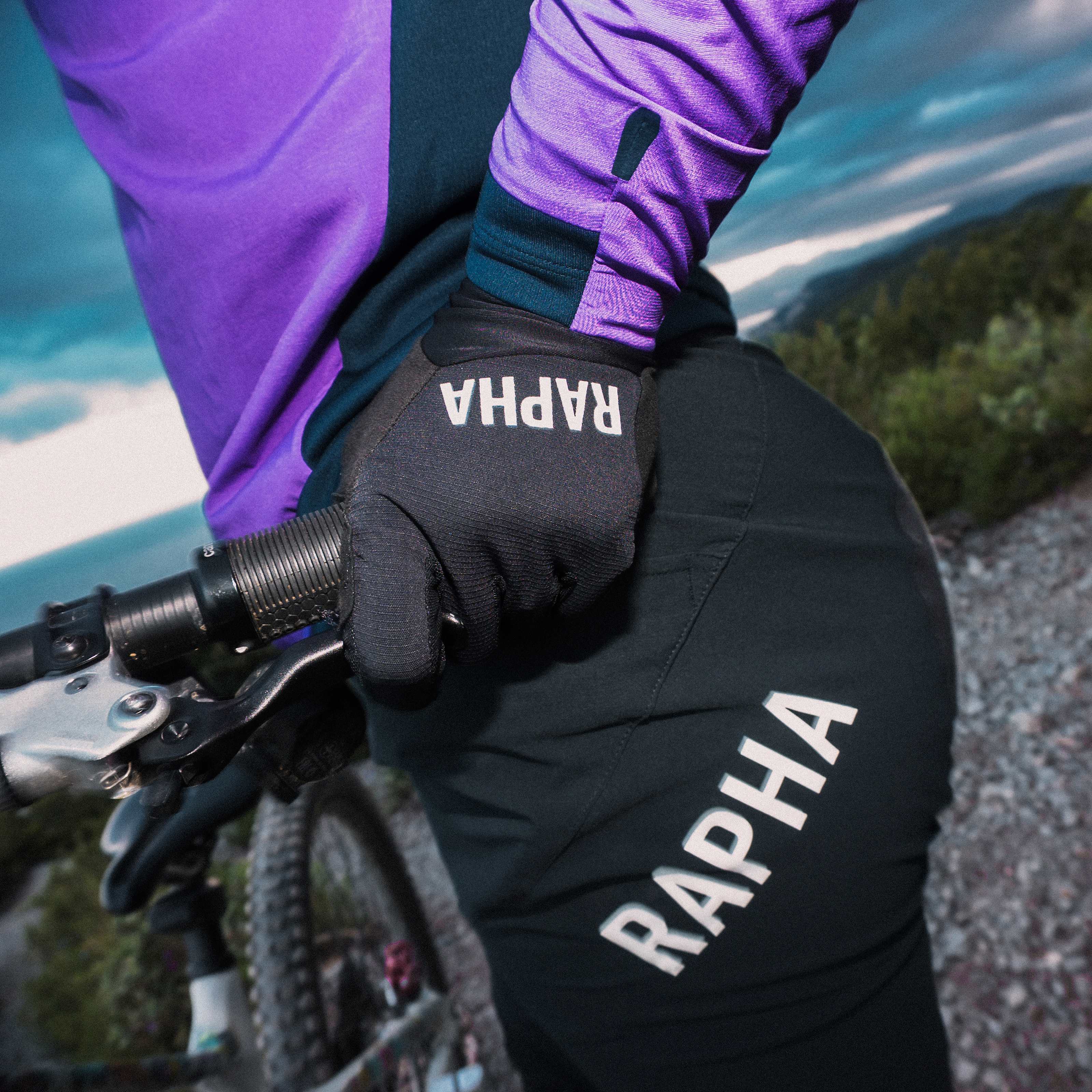 トレイル フィナーレ グローブ | Rapha