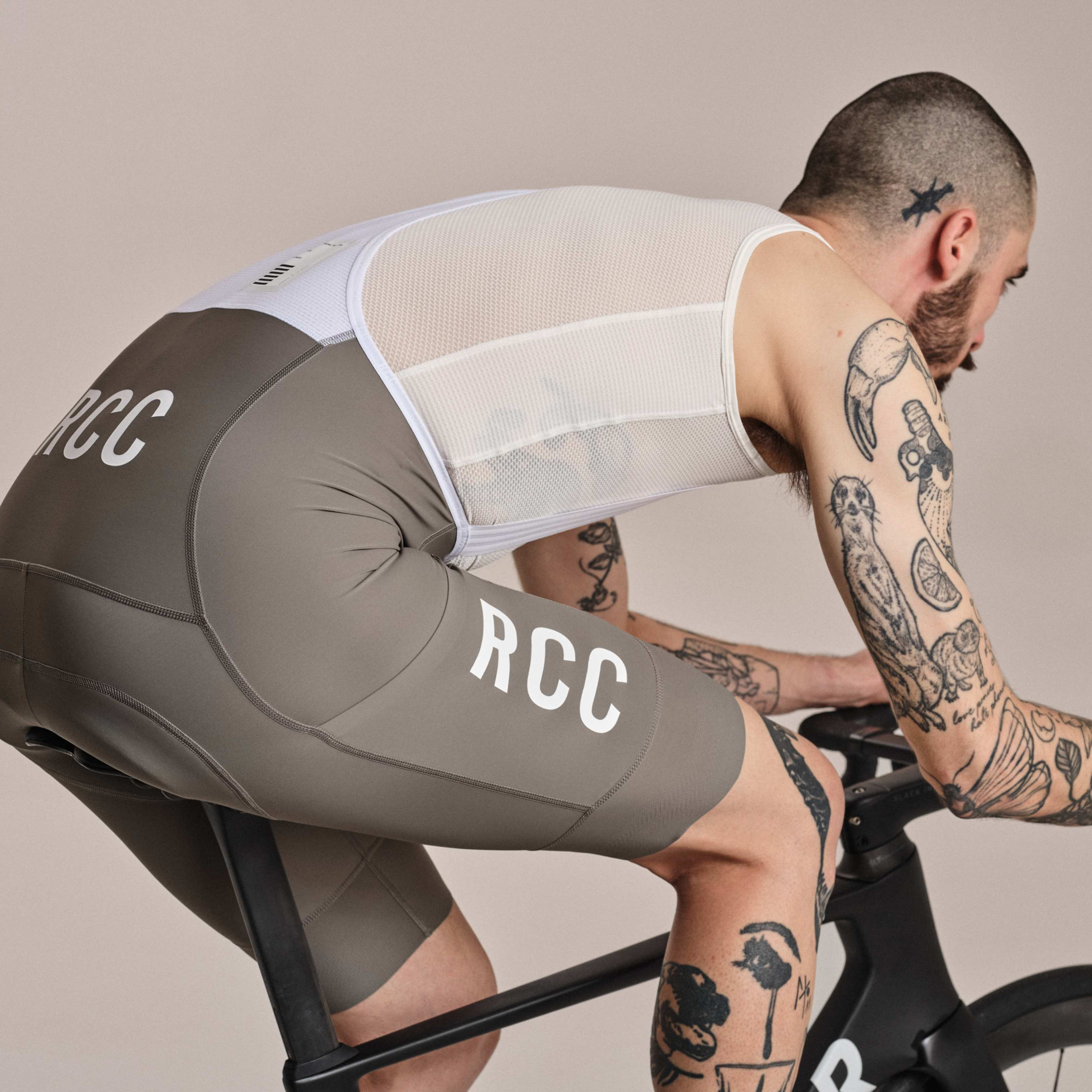 Men's RCC Pro Team Cargo Bib Shorts - Long | Rapha
