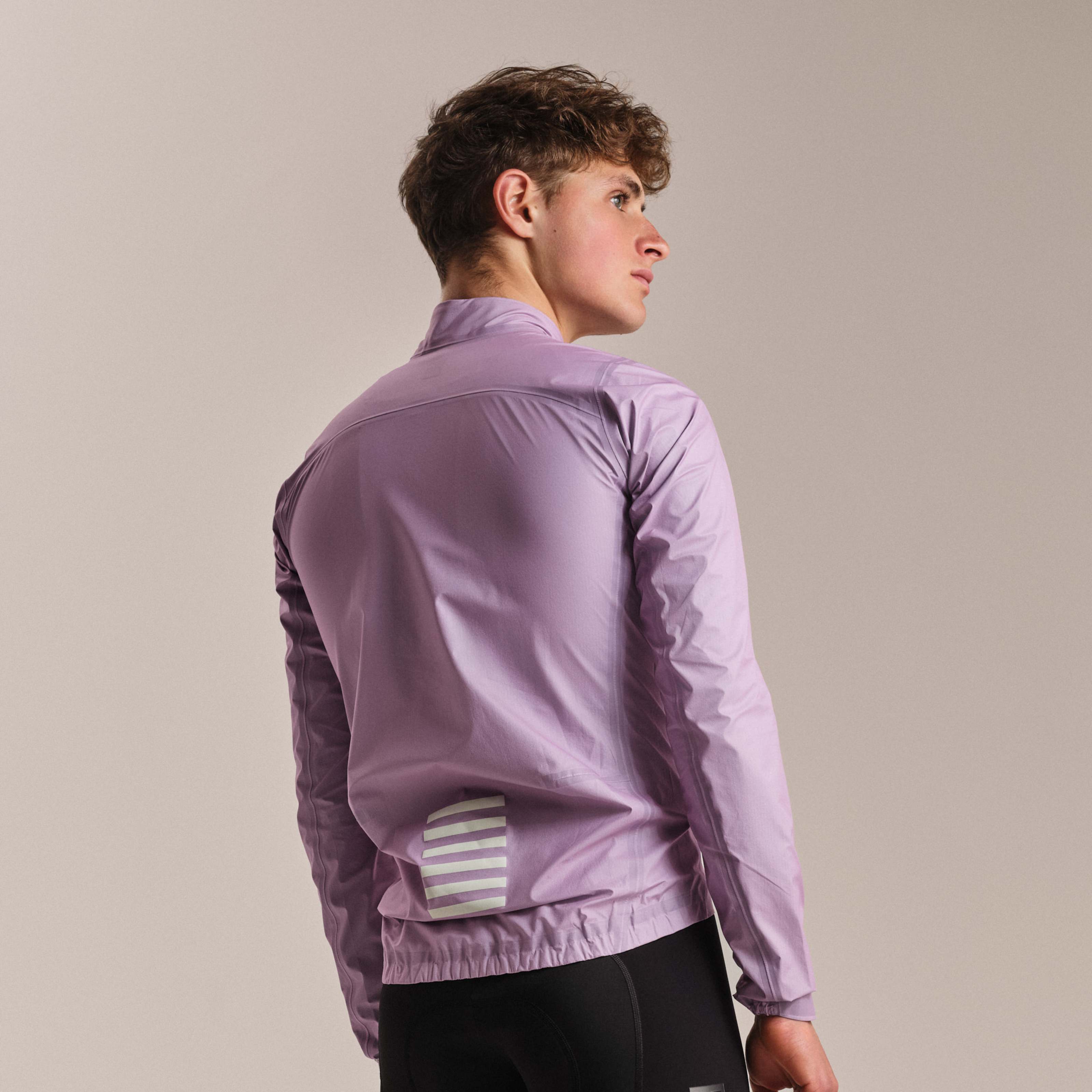 Rapha Mens Pro Team ジャケット Mサイズ パープル 　裏起毛 Men's Pro Team Gore-Tex Lightweight Rain Jacket | Rapha