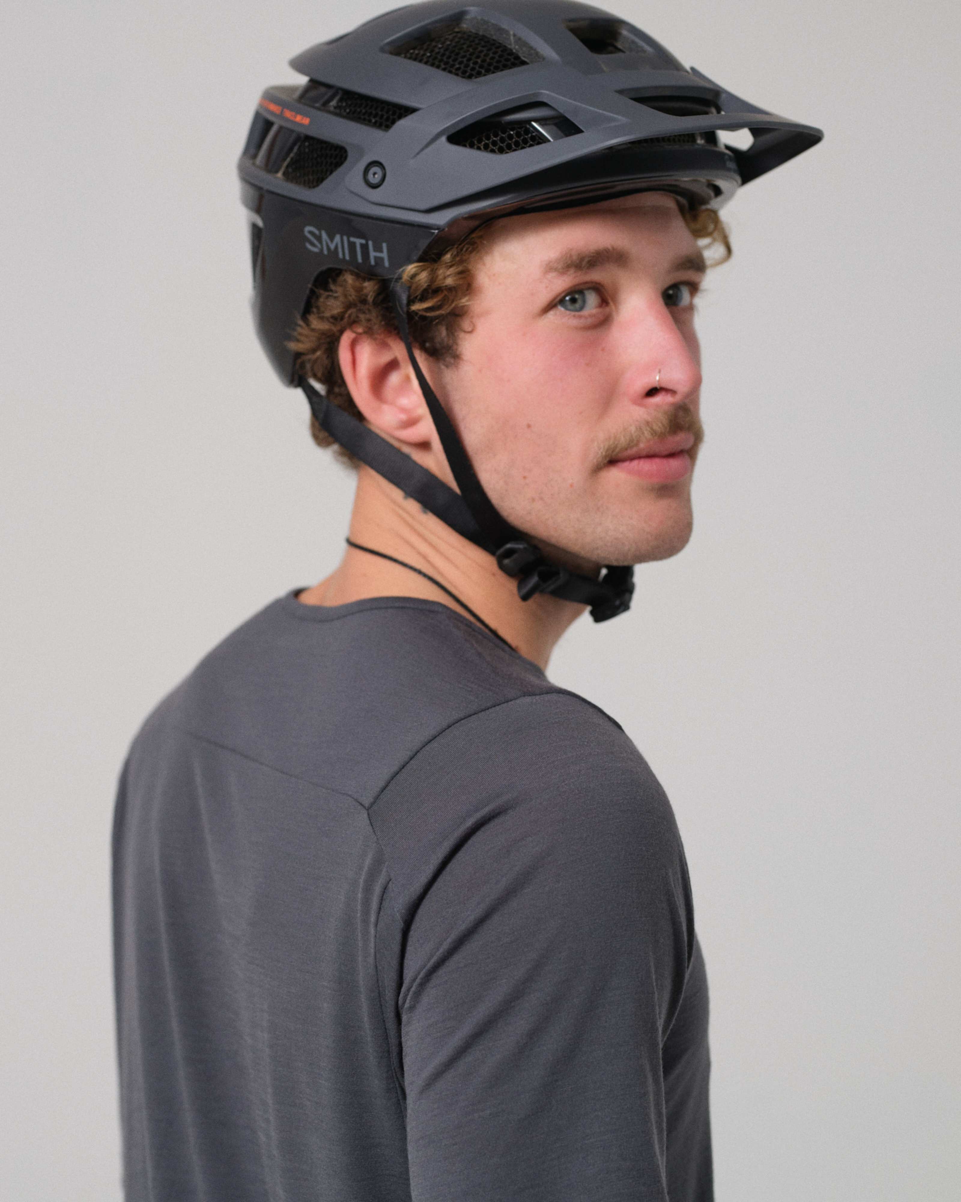 AGV01SS_APA_Trail-Merino-Short
