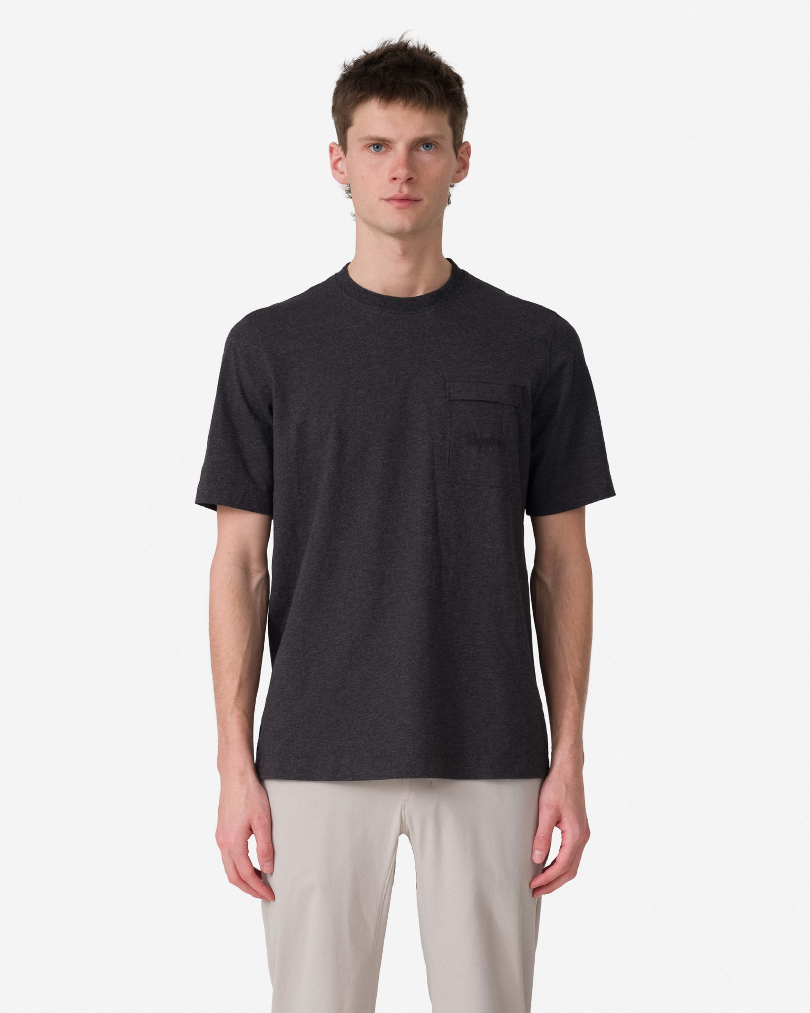 LPK02XX_CHM_Mens-Logo-Pocket-T