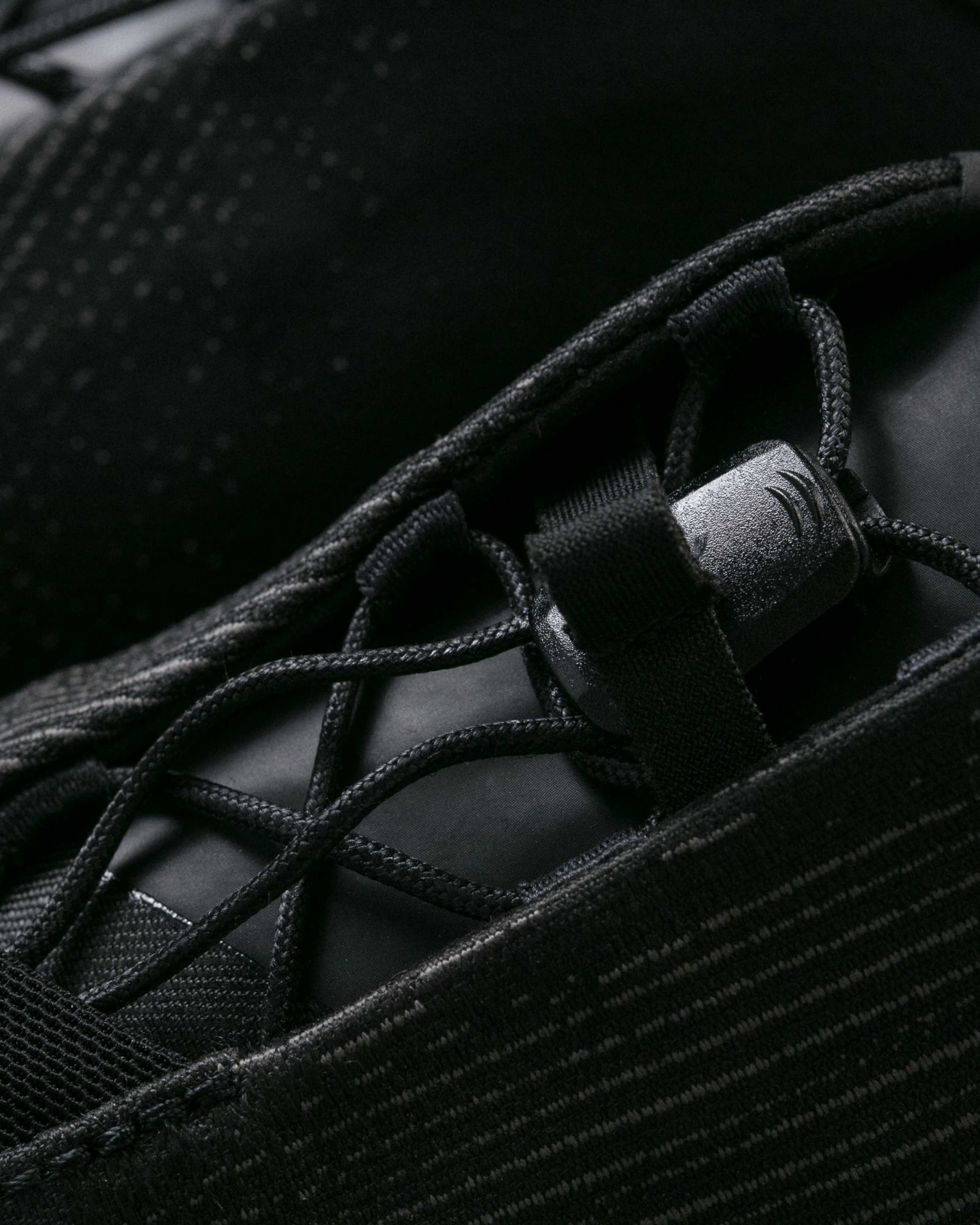AKZ02XX_AGL_Pro-Team-Lace-Up-