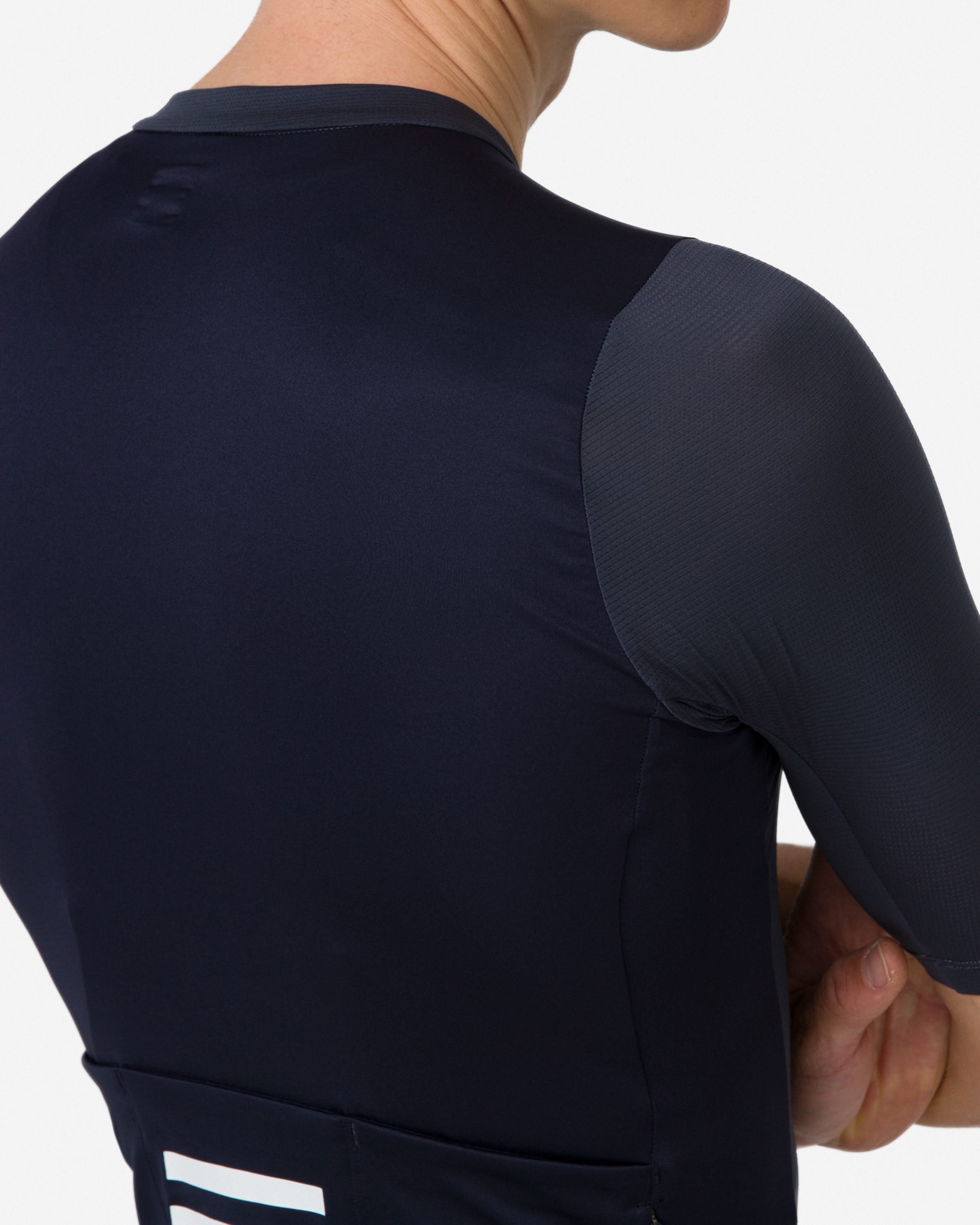 BEY01XX_IID_Mens-Pro-Team-