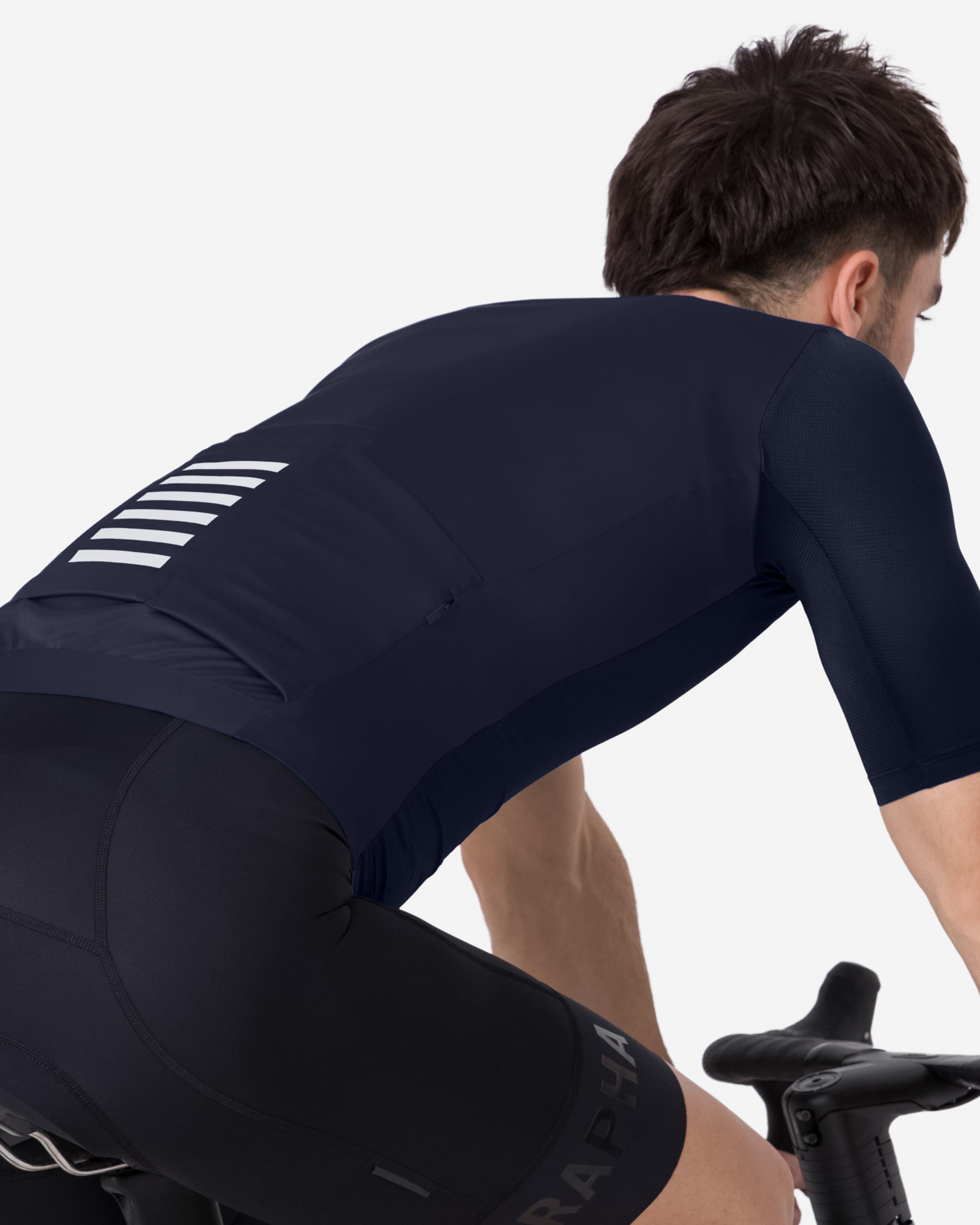 BEY01XX_IID_Mens-Pro-Team-