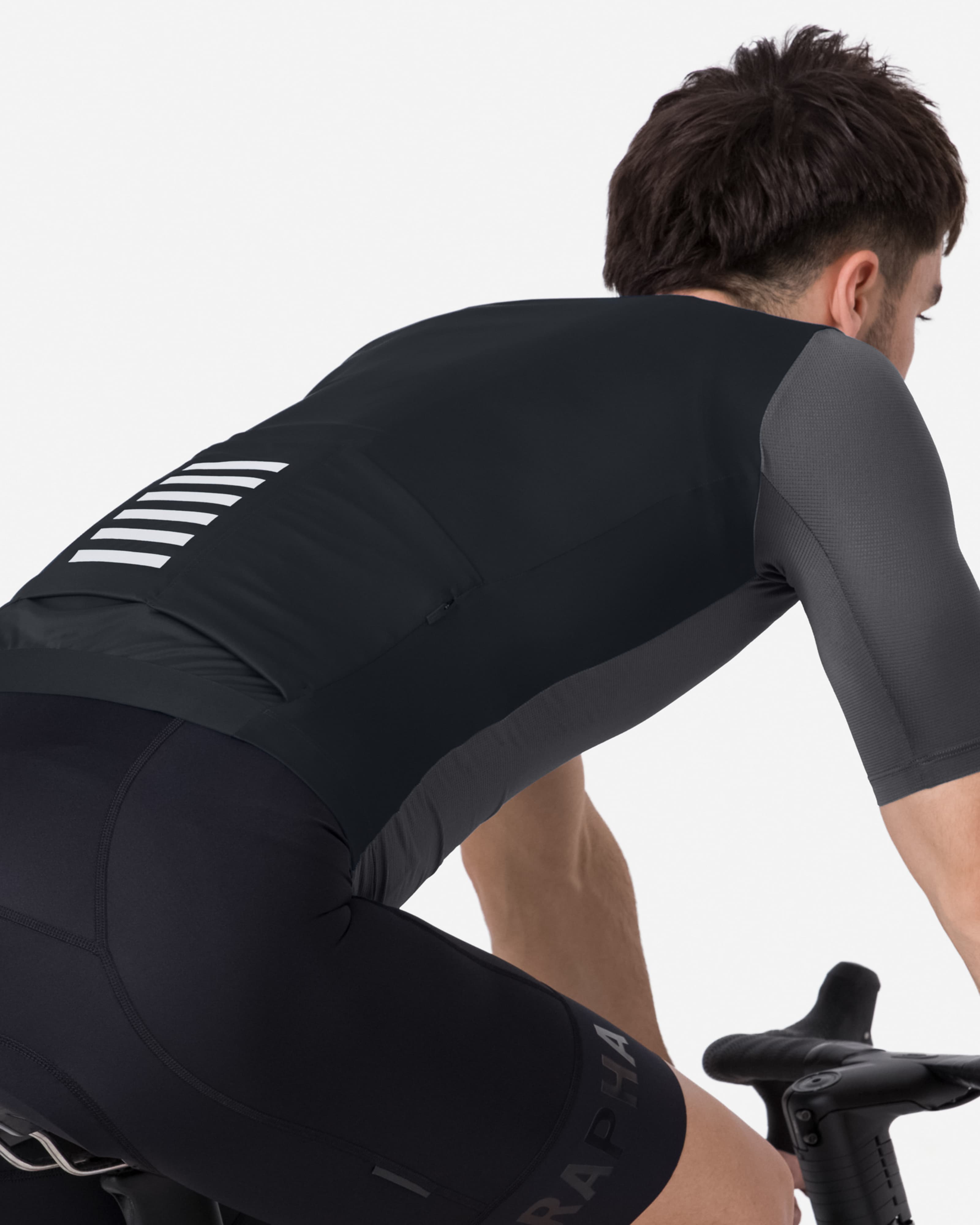 BEY01XX_APA_Mens-Pro-Team-