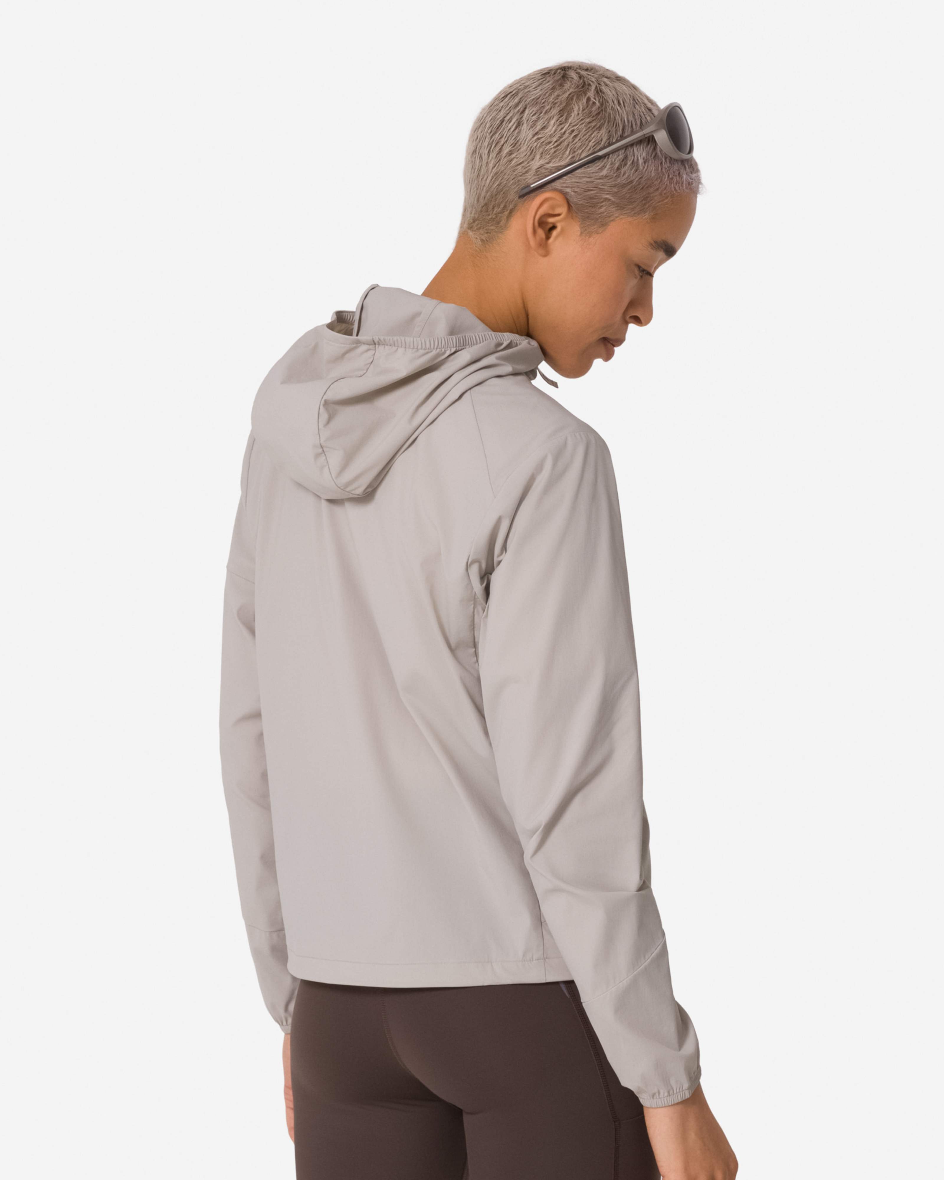 BQW01XX_DVC_Womens-Wind-