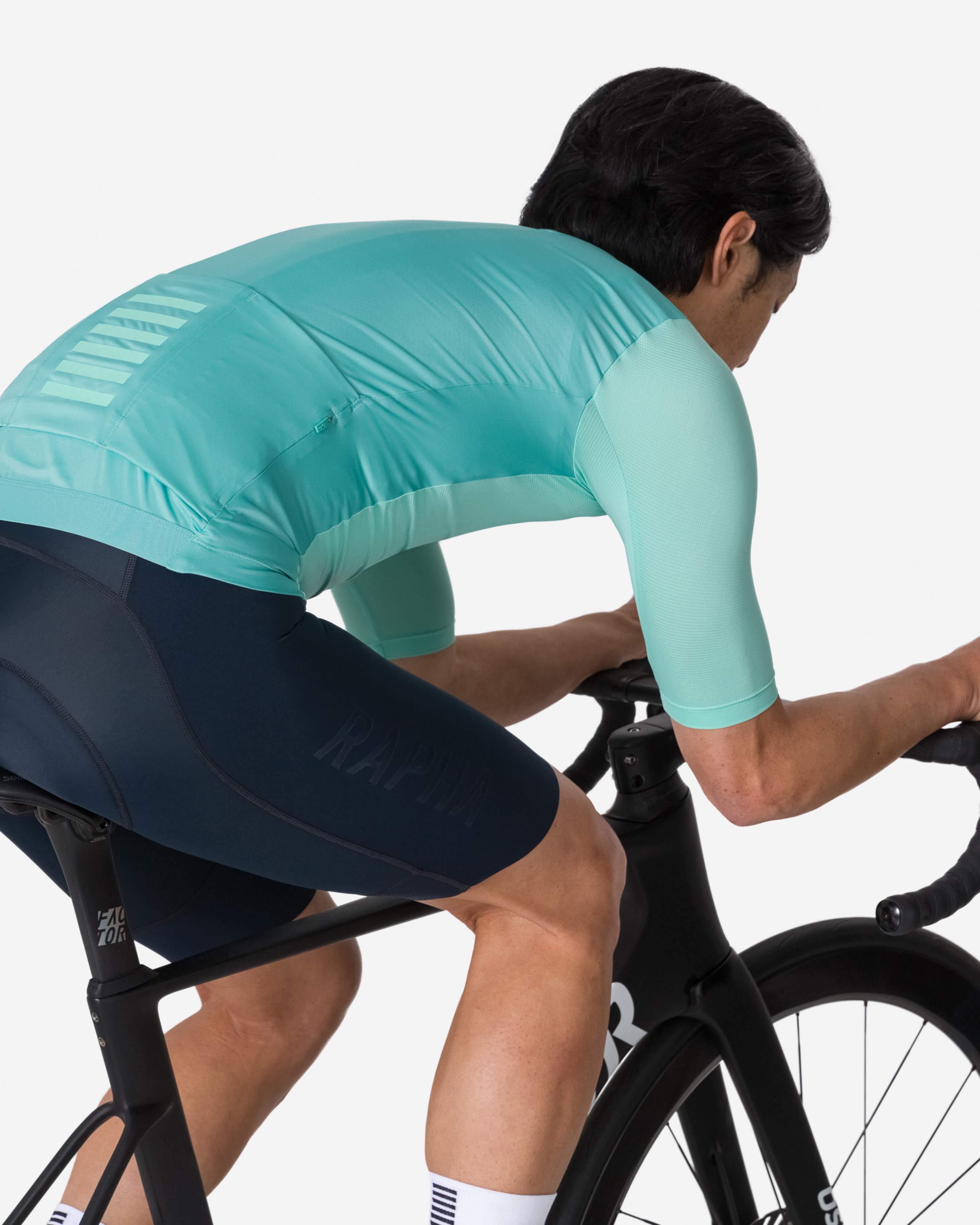 BEY01XX_HOL_Mens-Pro-Team-