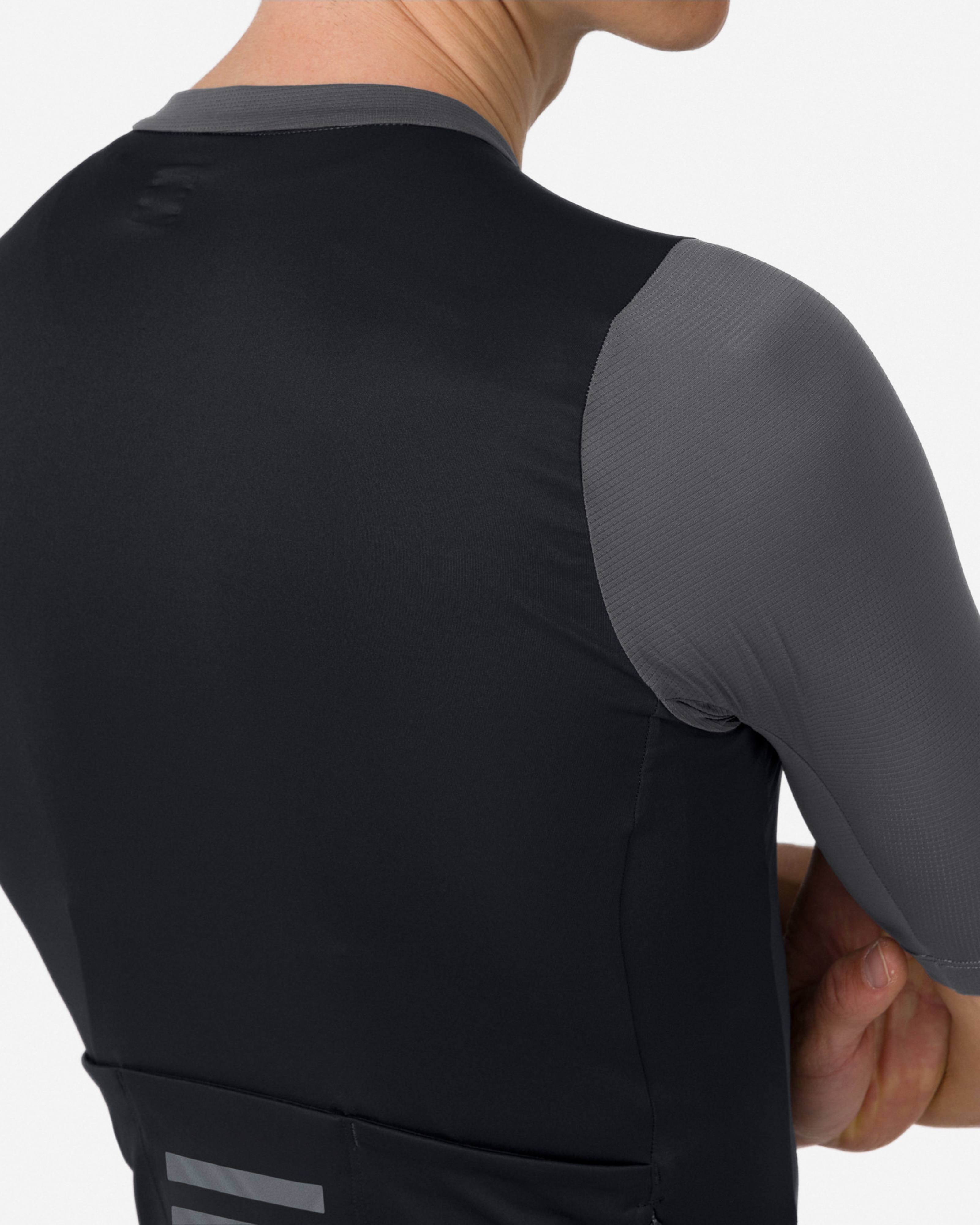 BEY01XX_APN_Mens-Pro-Team-