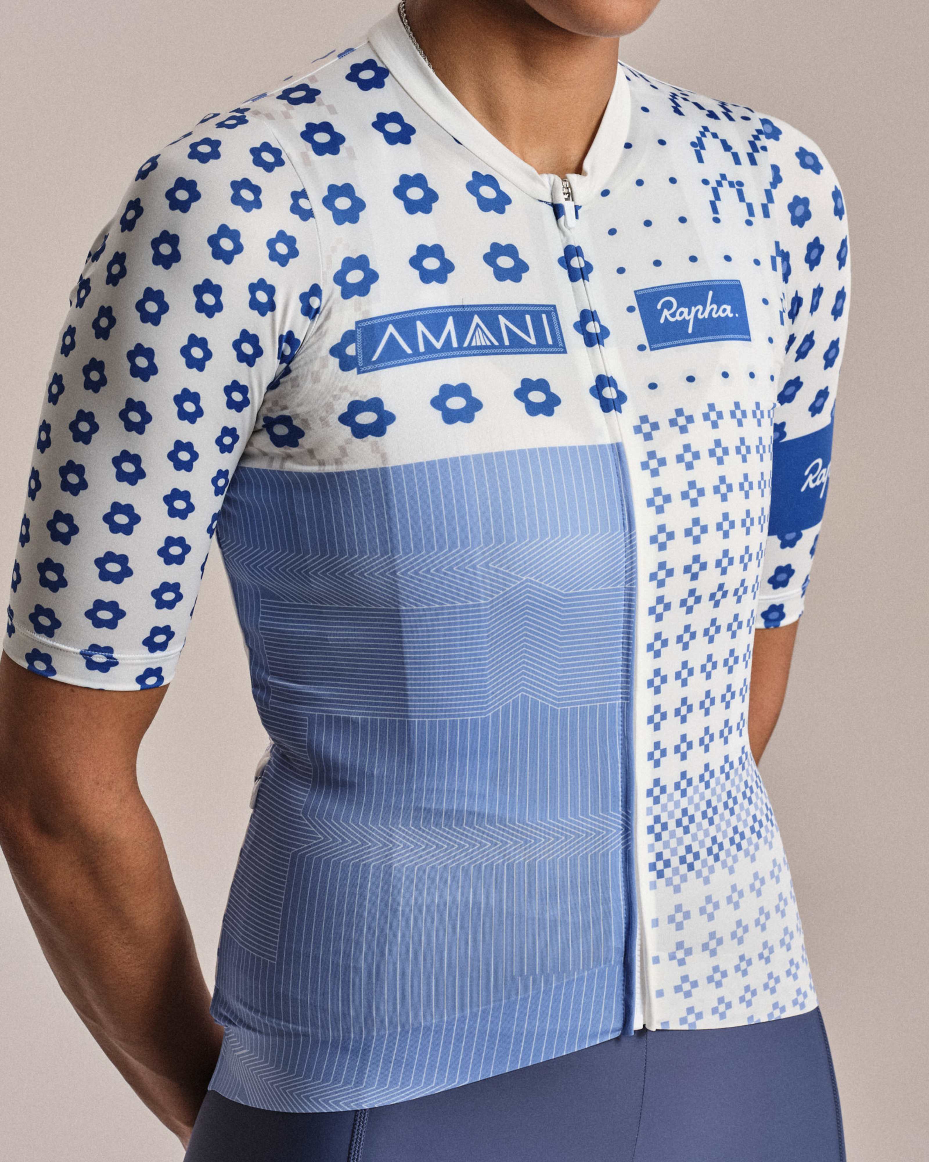 AMANI ウィメンズ プロチーム Rouleur ジャージ | Rapha