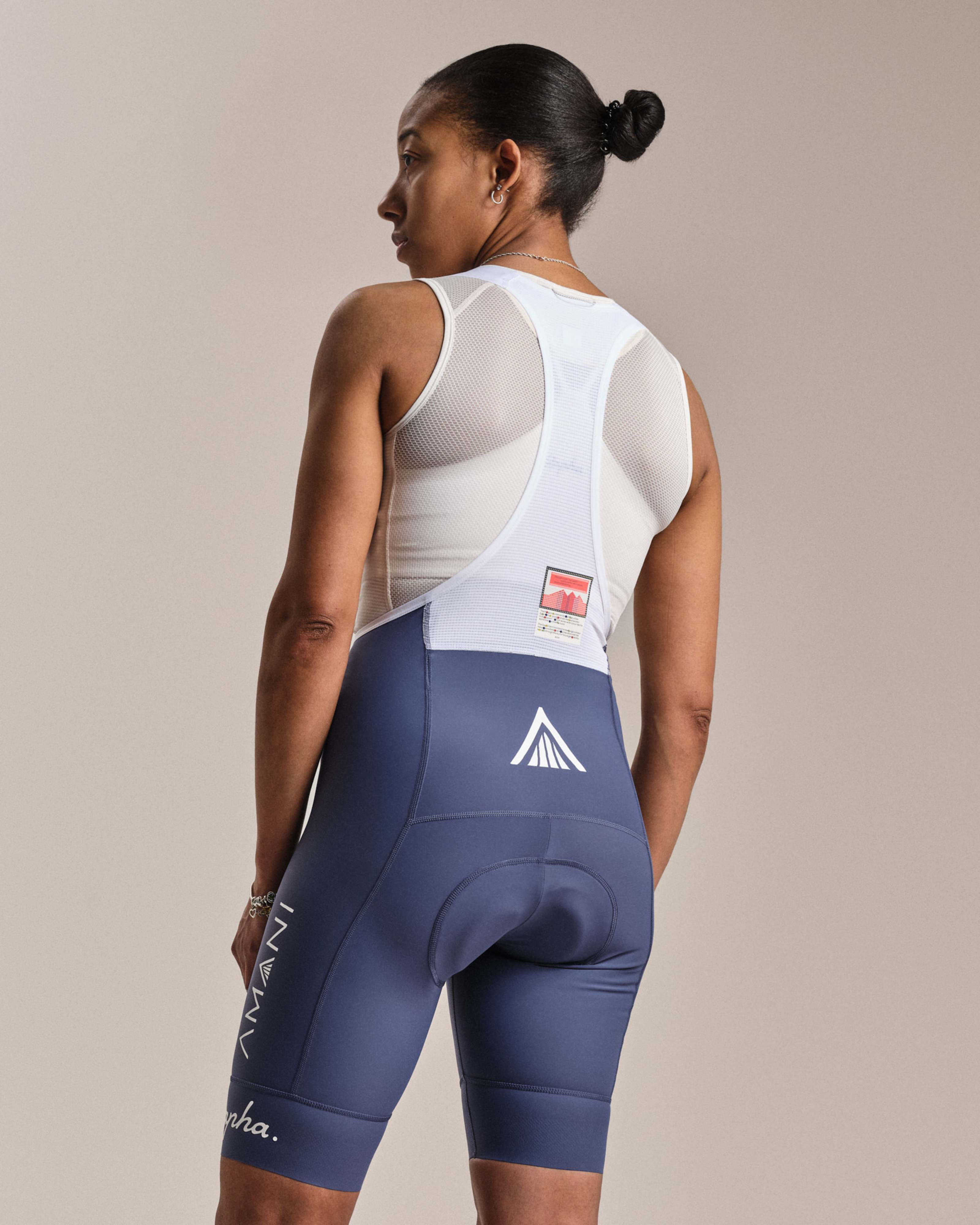 AMANI ウィメンズ プロチーム トレーニング ビブショーツ | Rapha