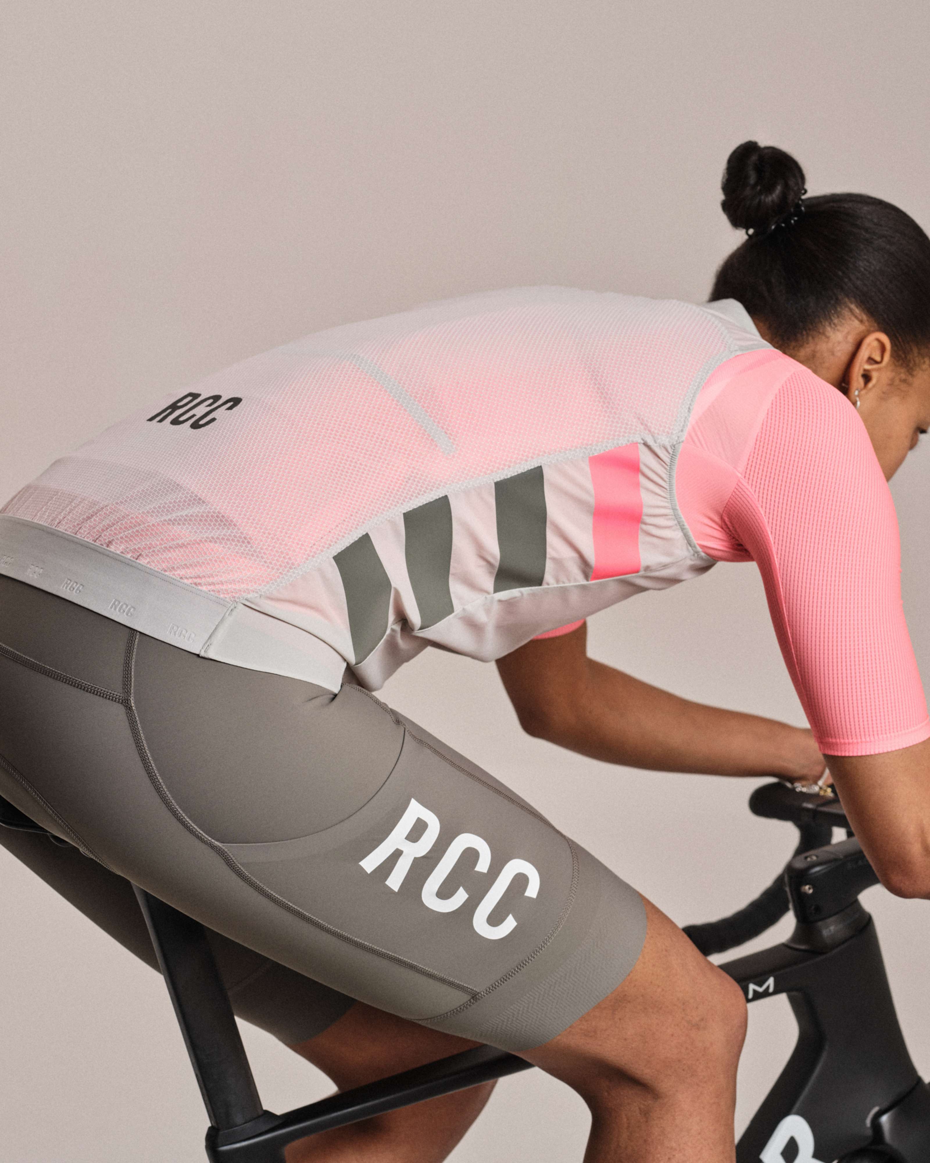 Women's RCC Pro Team Gilet | Rapha