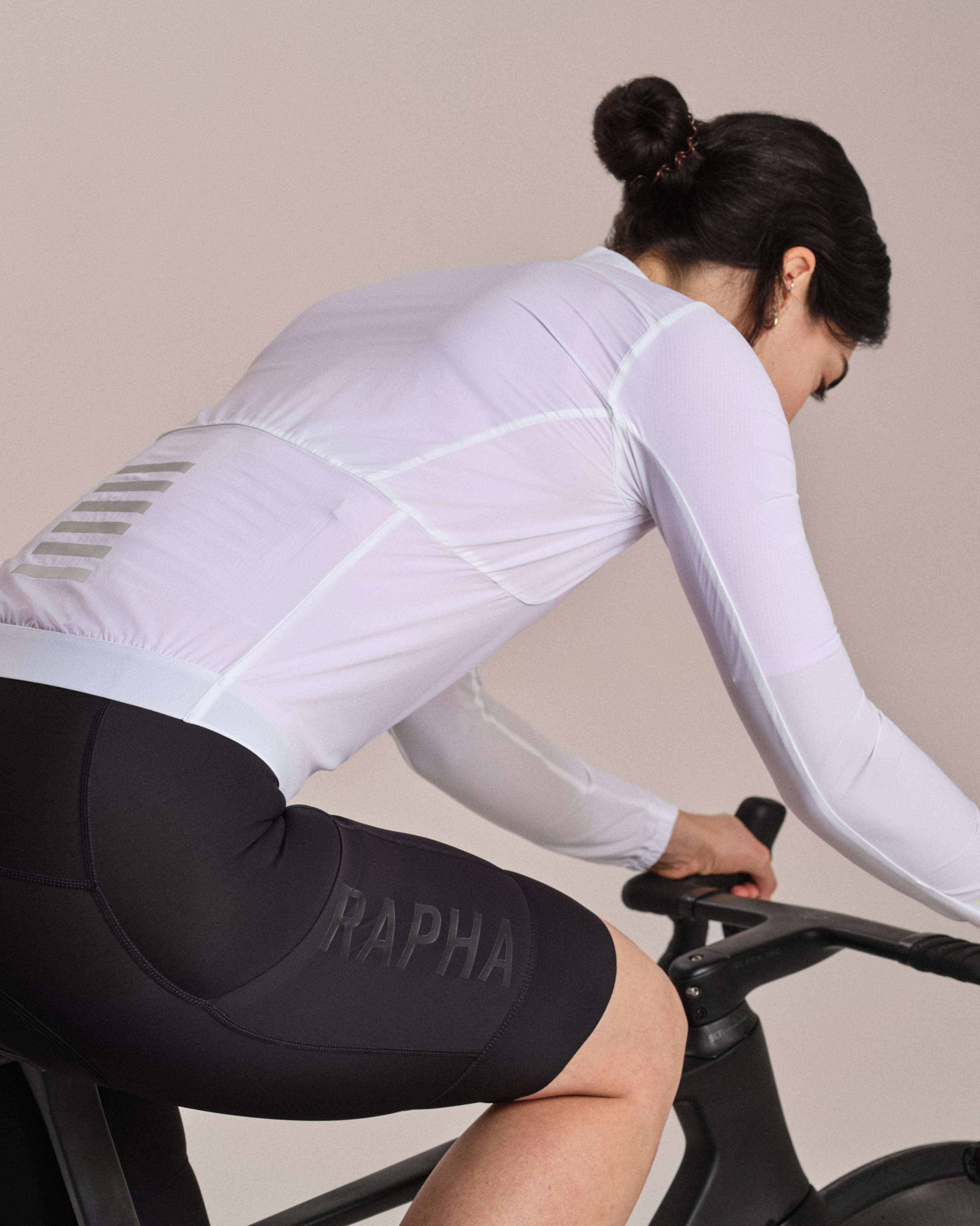 Women's Pro Team Lightweight Wind Jacket II | Rapha