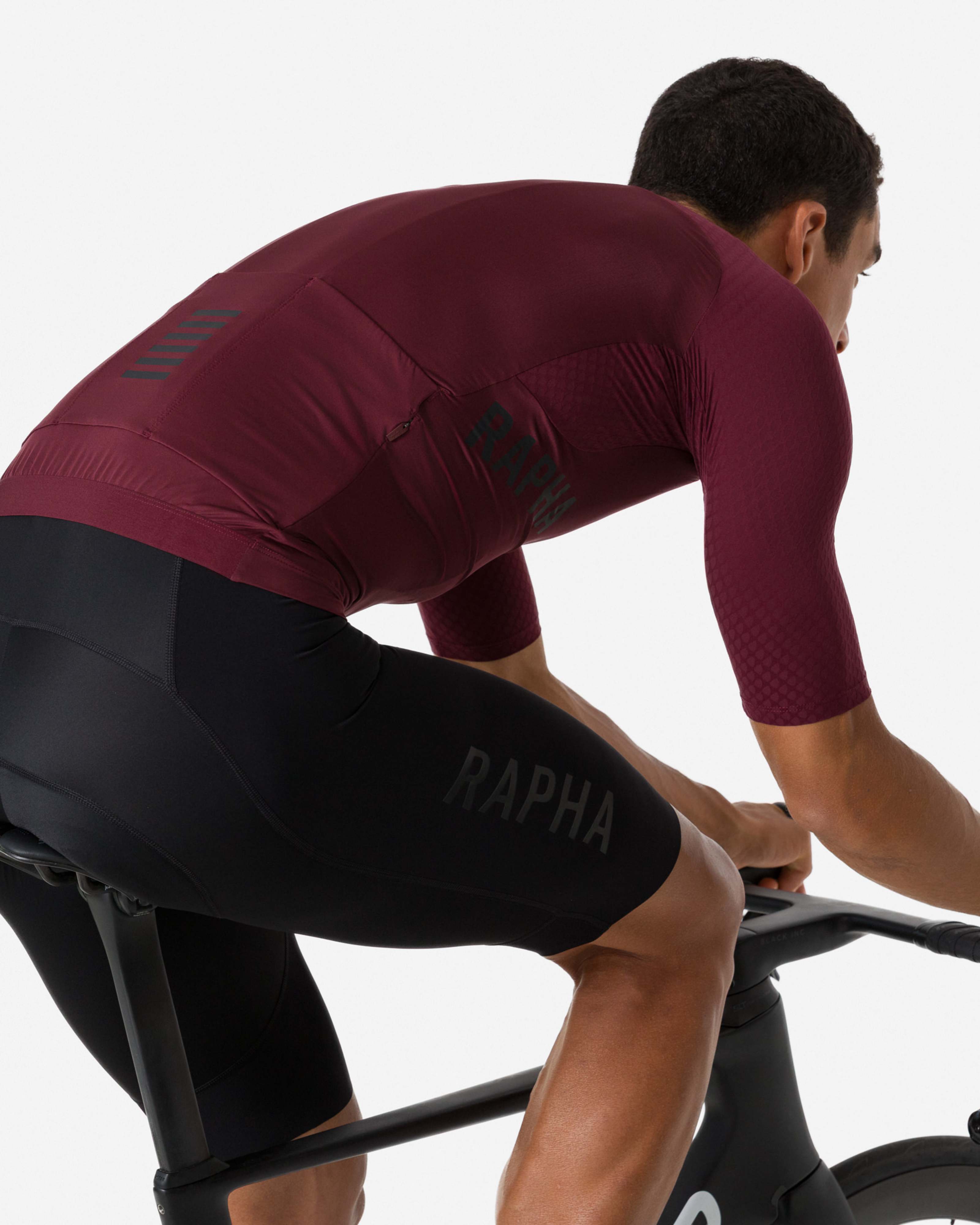 BEV01XX_PRB_Mens-PT-Aero-