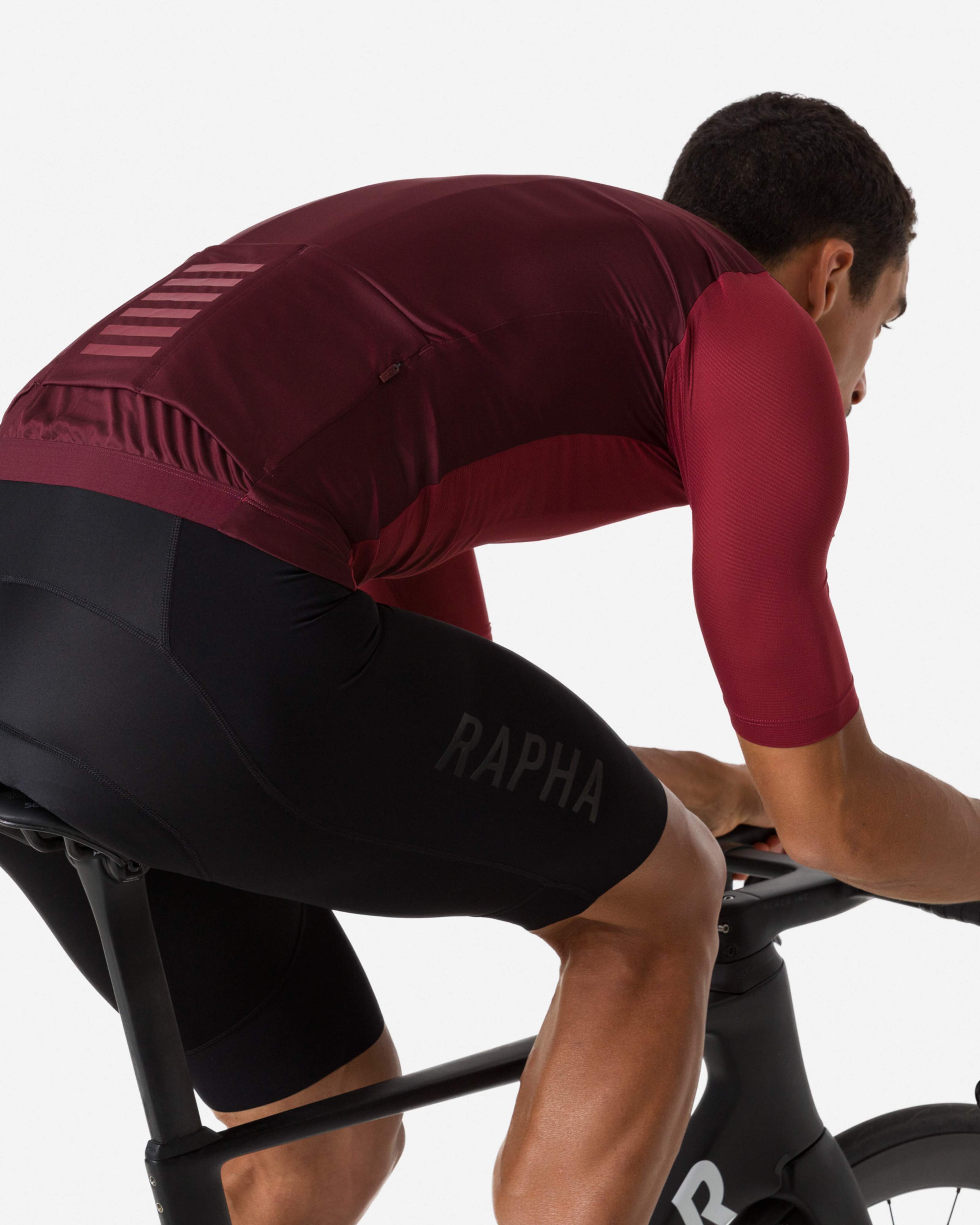 BEY01XX_COP_Mens-PT-Training-