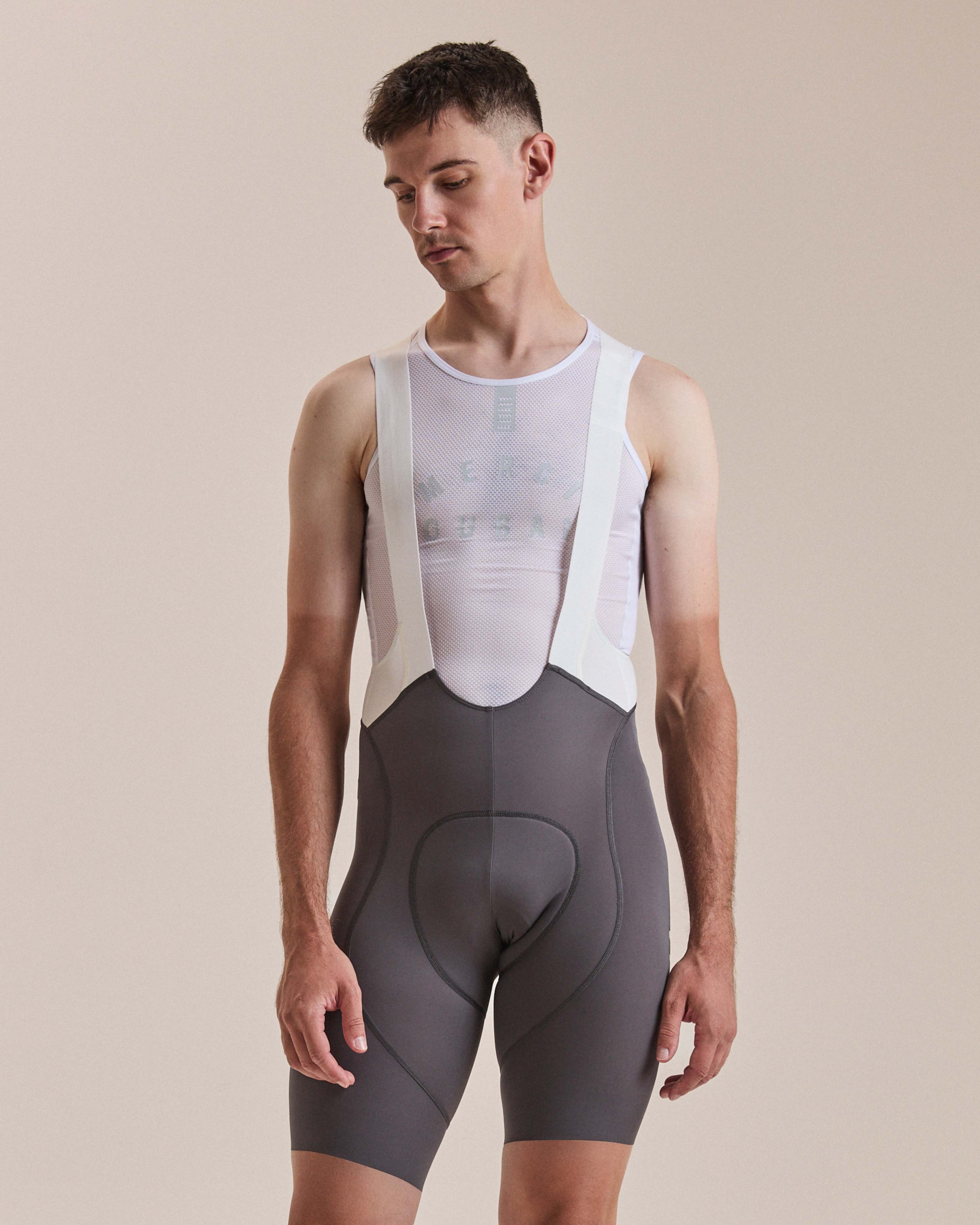 メンズ プロチーム ビブショーツ III - レギュラー | Rapha