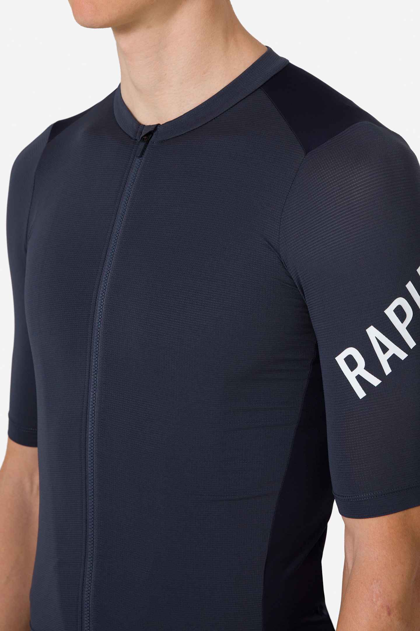 BEY01XX_Mens-Pro-Team-Training
