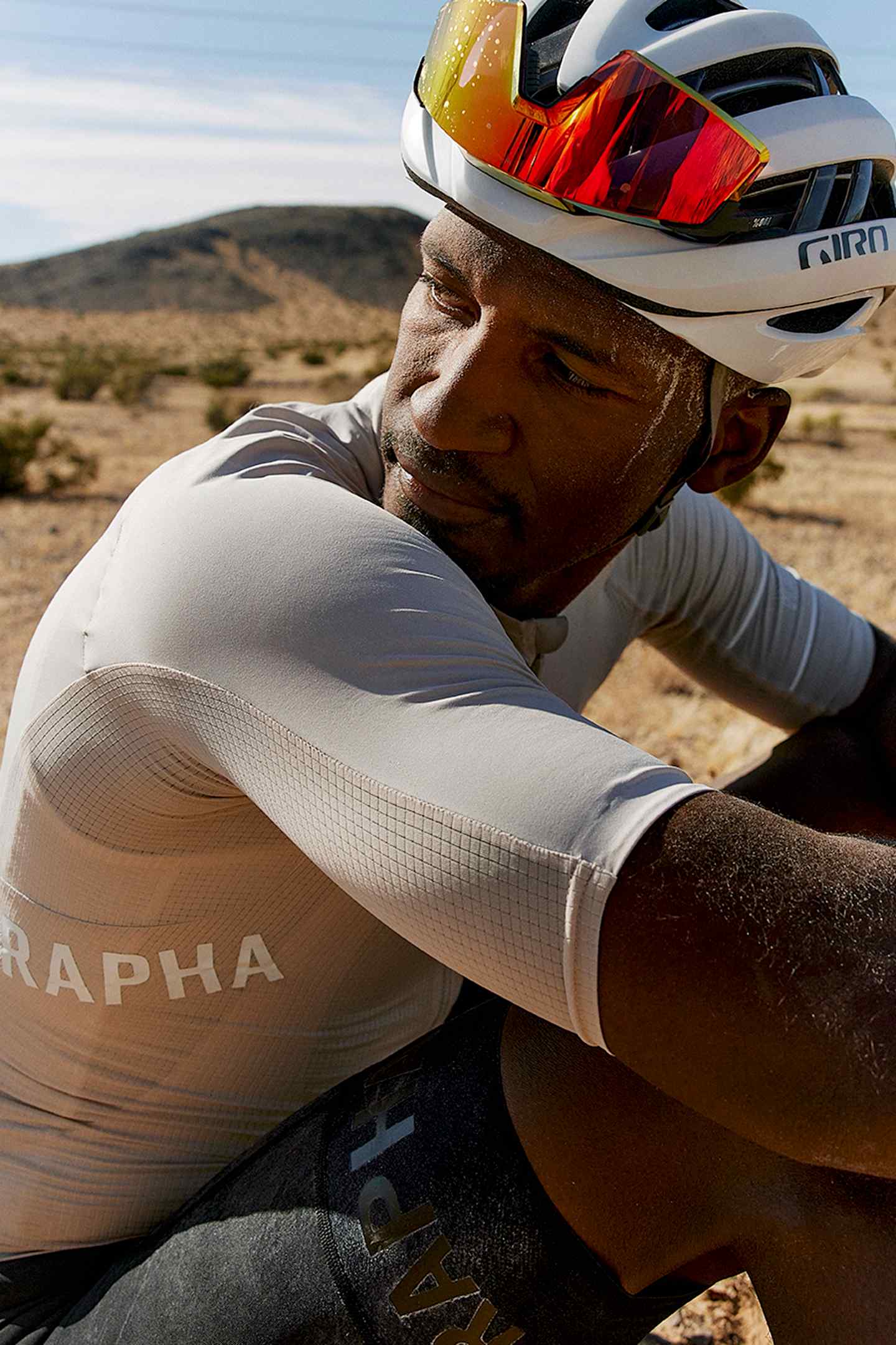週末特価5日まで Rapha メンズプロチームライトウェイトジレ S ブラック PLW06XX_ESV_Mens-Pro-Team-