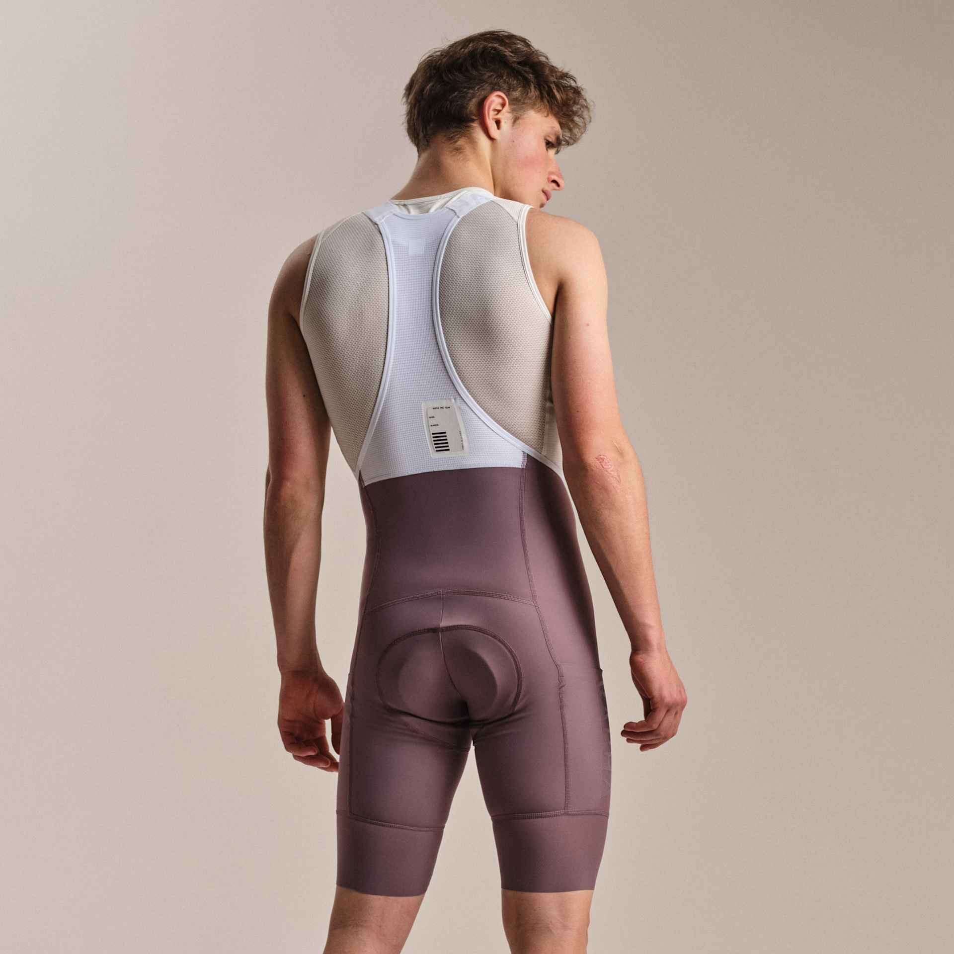 メンズ プロチーム カーゴ ビブショーツ - レギュラー | Rapha メンズ プロチーム カーゴ ビブショーツ - レギュラー | Rapha