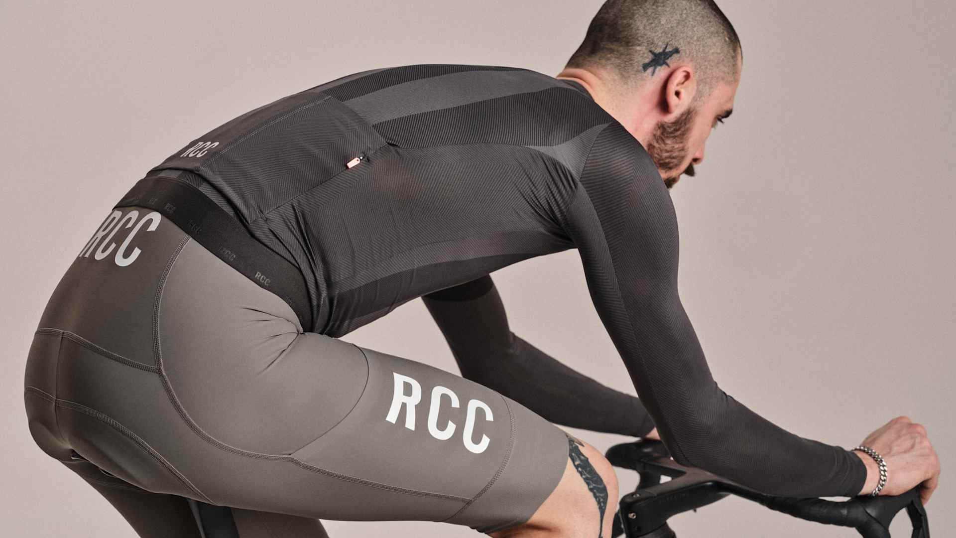 Men's RCC Pro Team Long Sleeve Lightweight Jersey | Rapha