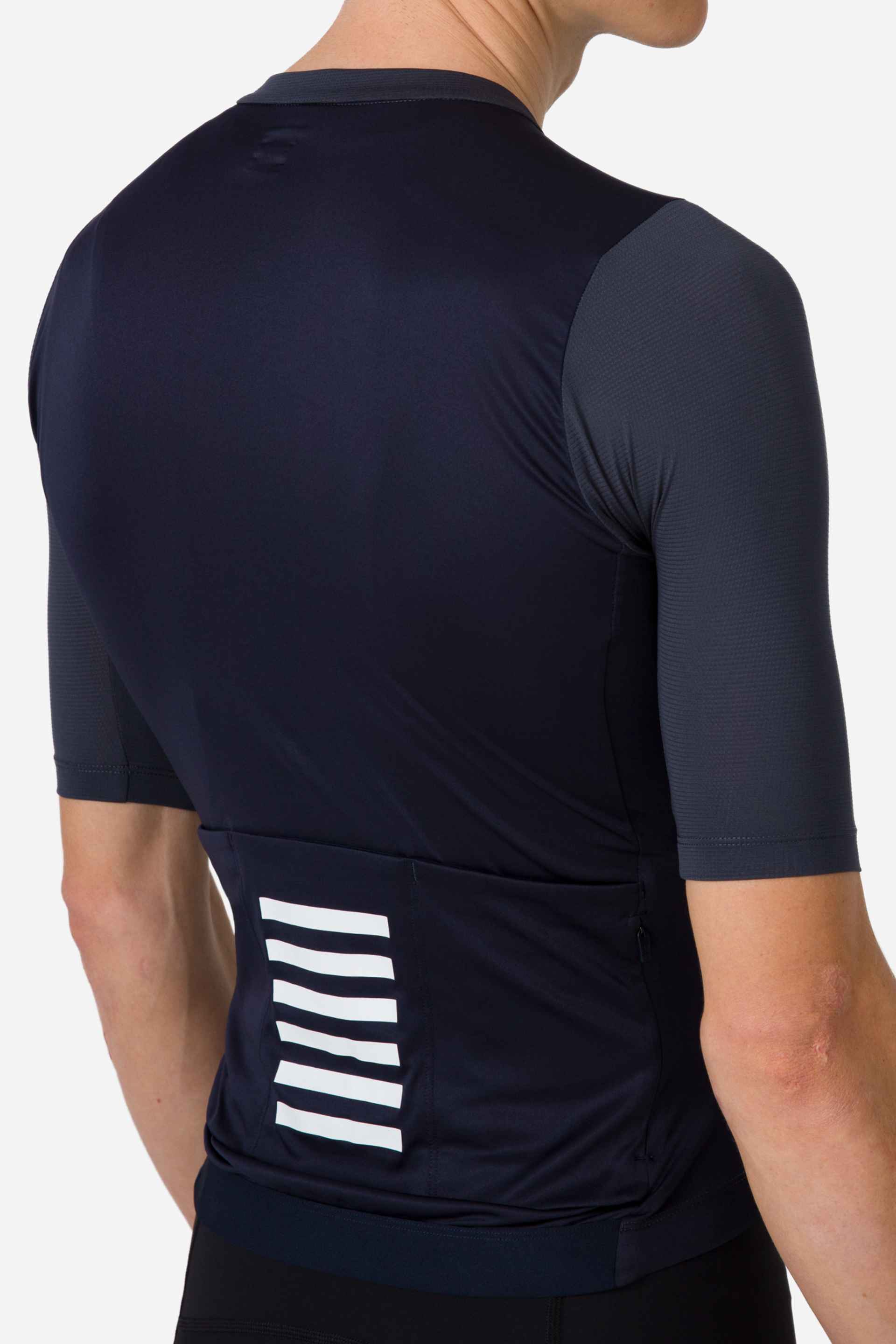 BEY01XX_Mens-Pro-Team-Training