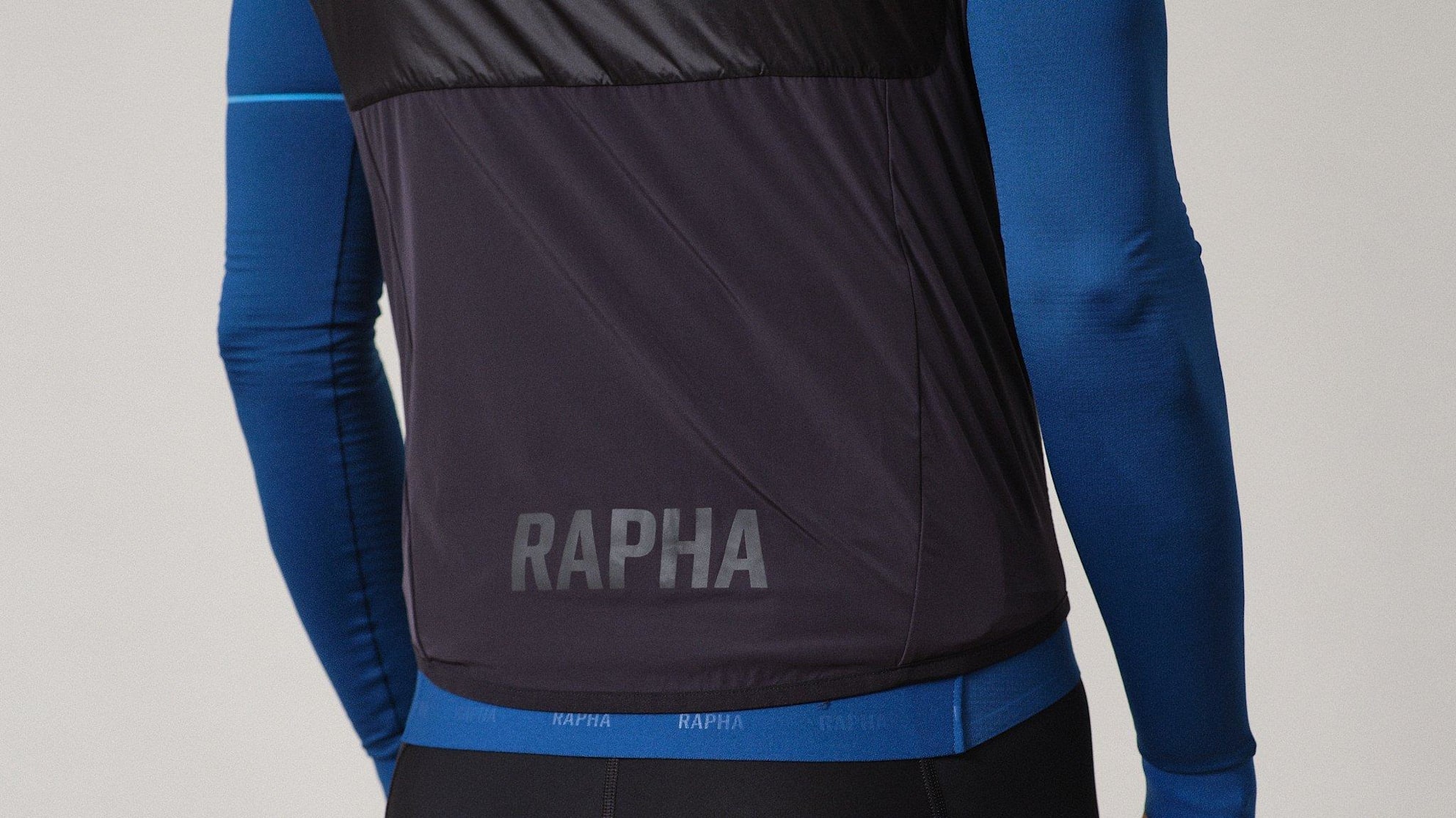 メンズ プロチーム インサレーティッド ジレ | Rapha Site