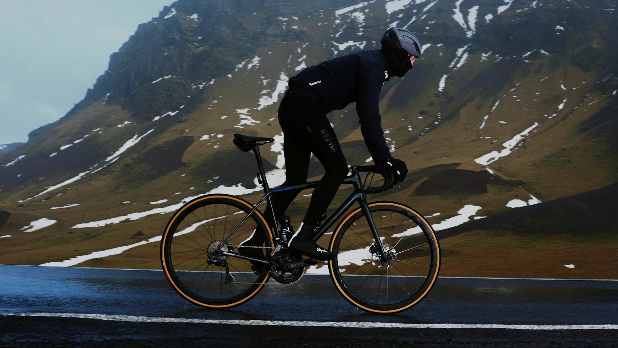 The ultimate cycling rainwear Made for the storm Rapha GORE