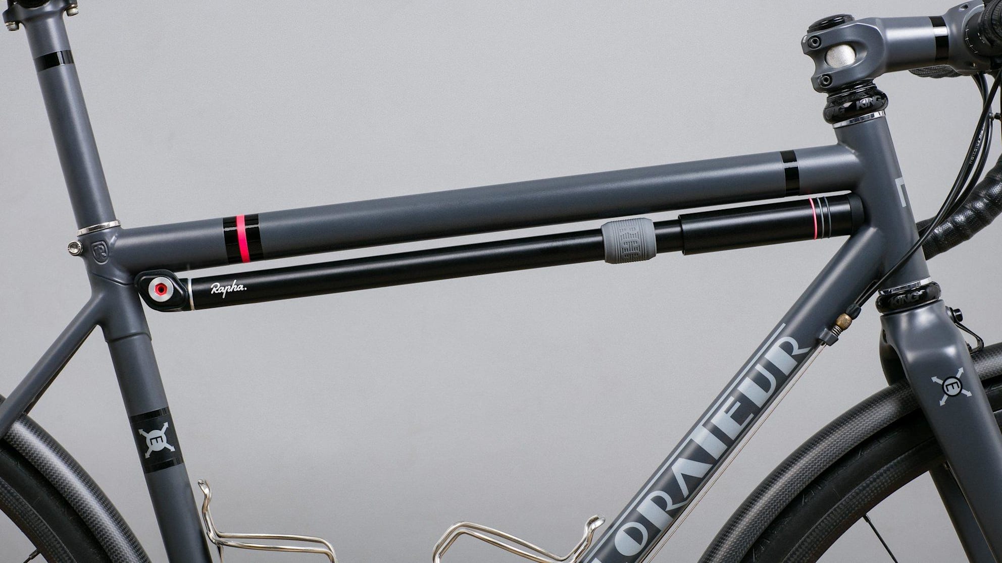 Titanium store frame pump