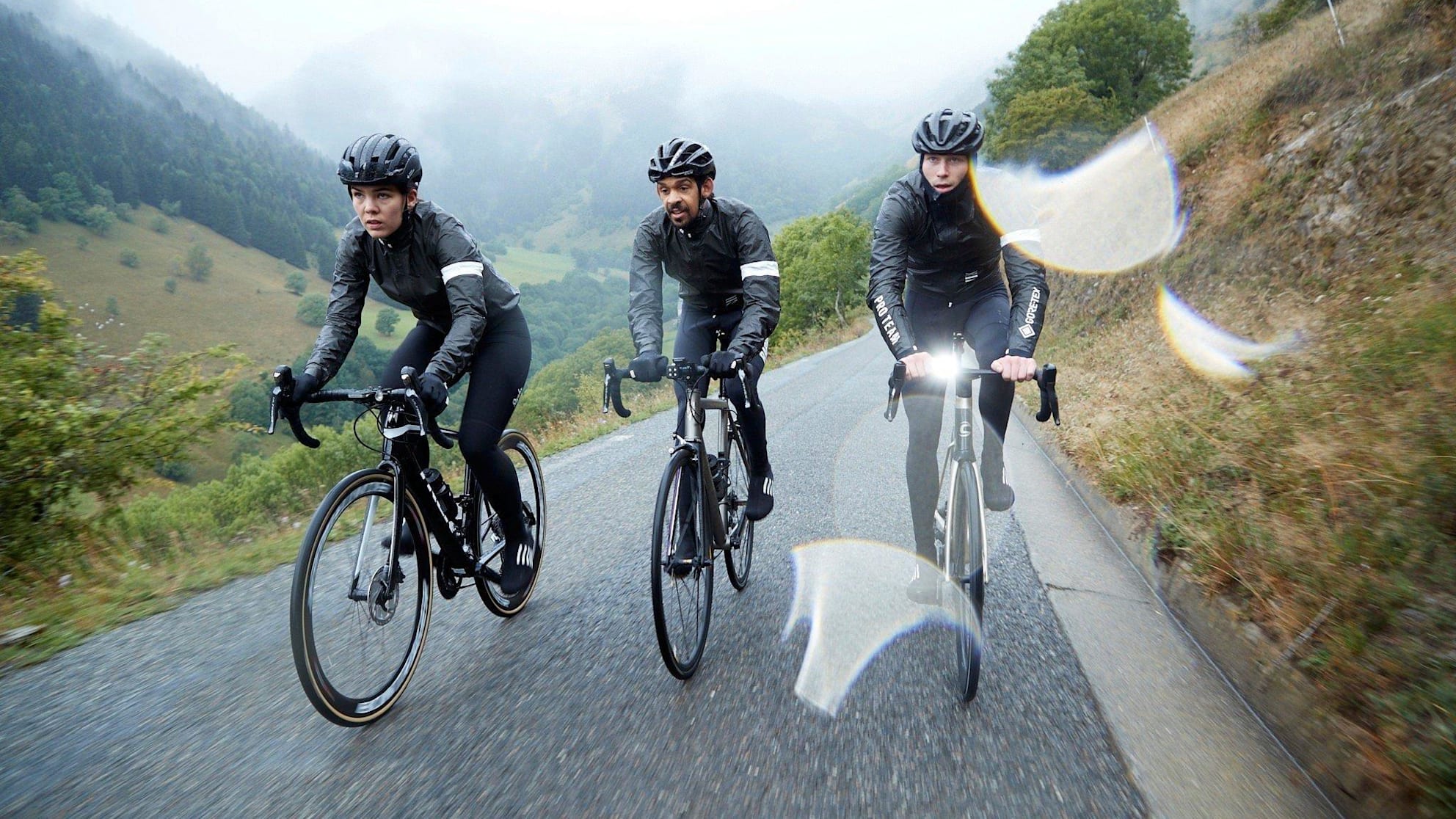 Wet weather cycling gear online