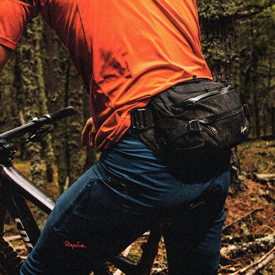 Gallo Mediante permanecer Rapha MTB Trail Hip Pack | Rapha