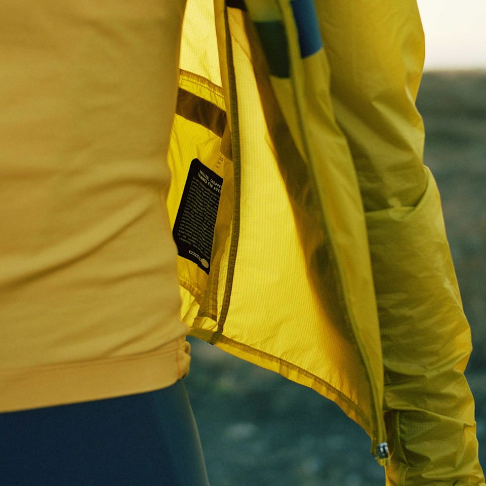 Rapha brevet wind jacket on sale