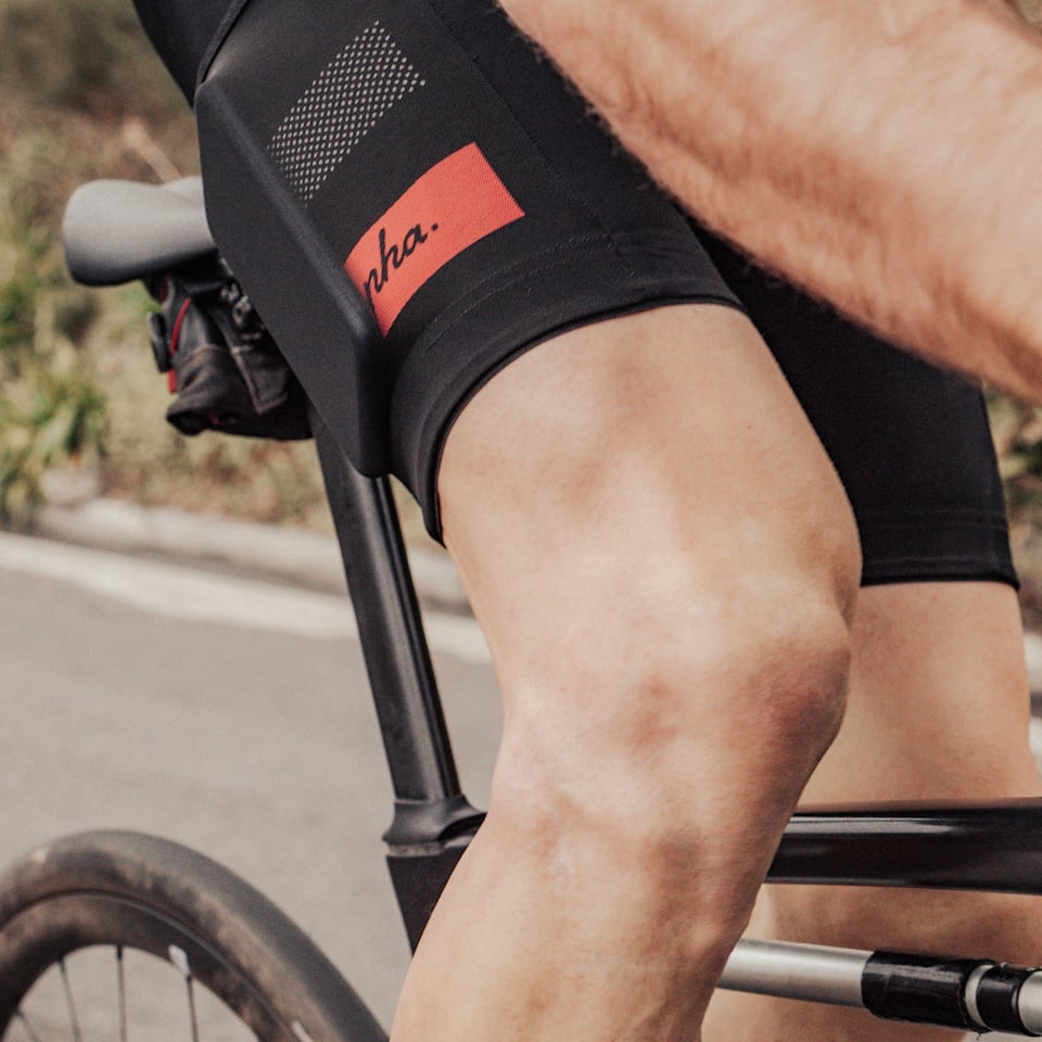 Cargo Bib Shorts with pockets | Rapha Explore Cycle Clothing for