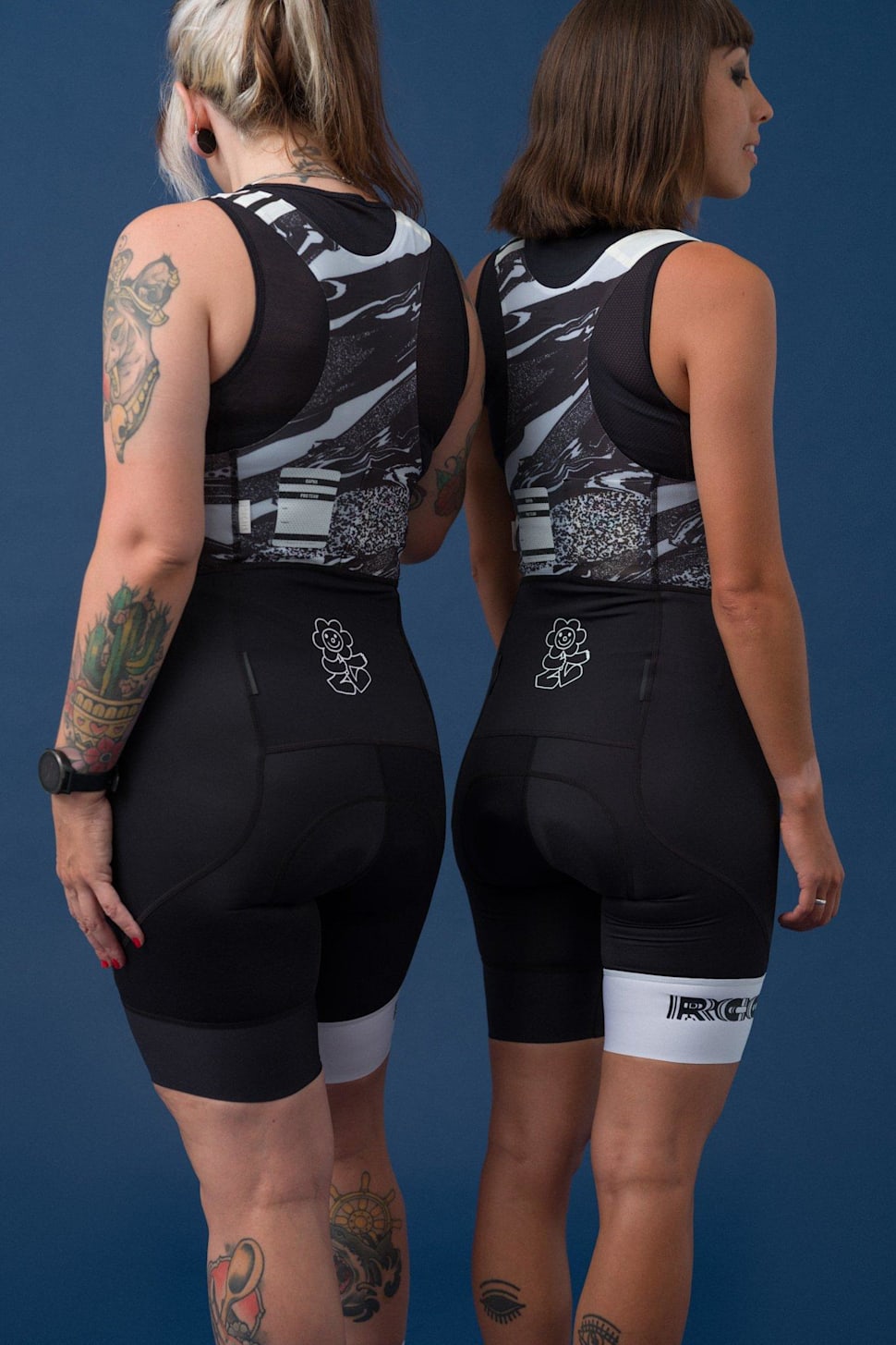 新品 Rapha RCC ブラウリオ アマド プロチーム ビブショーツ II ウエア